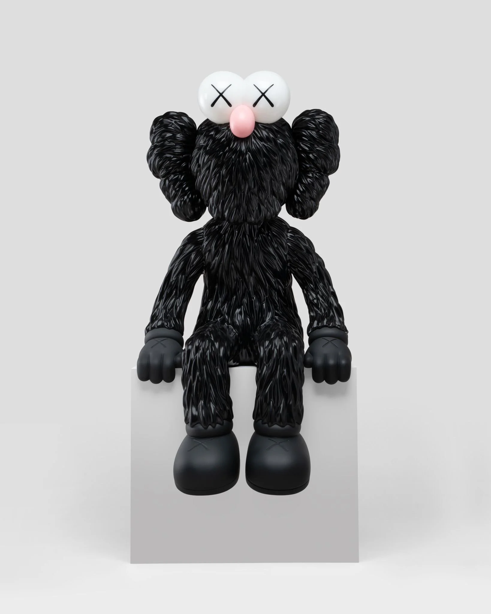 KAWS x DDT STORE SEEING (BLACK) 