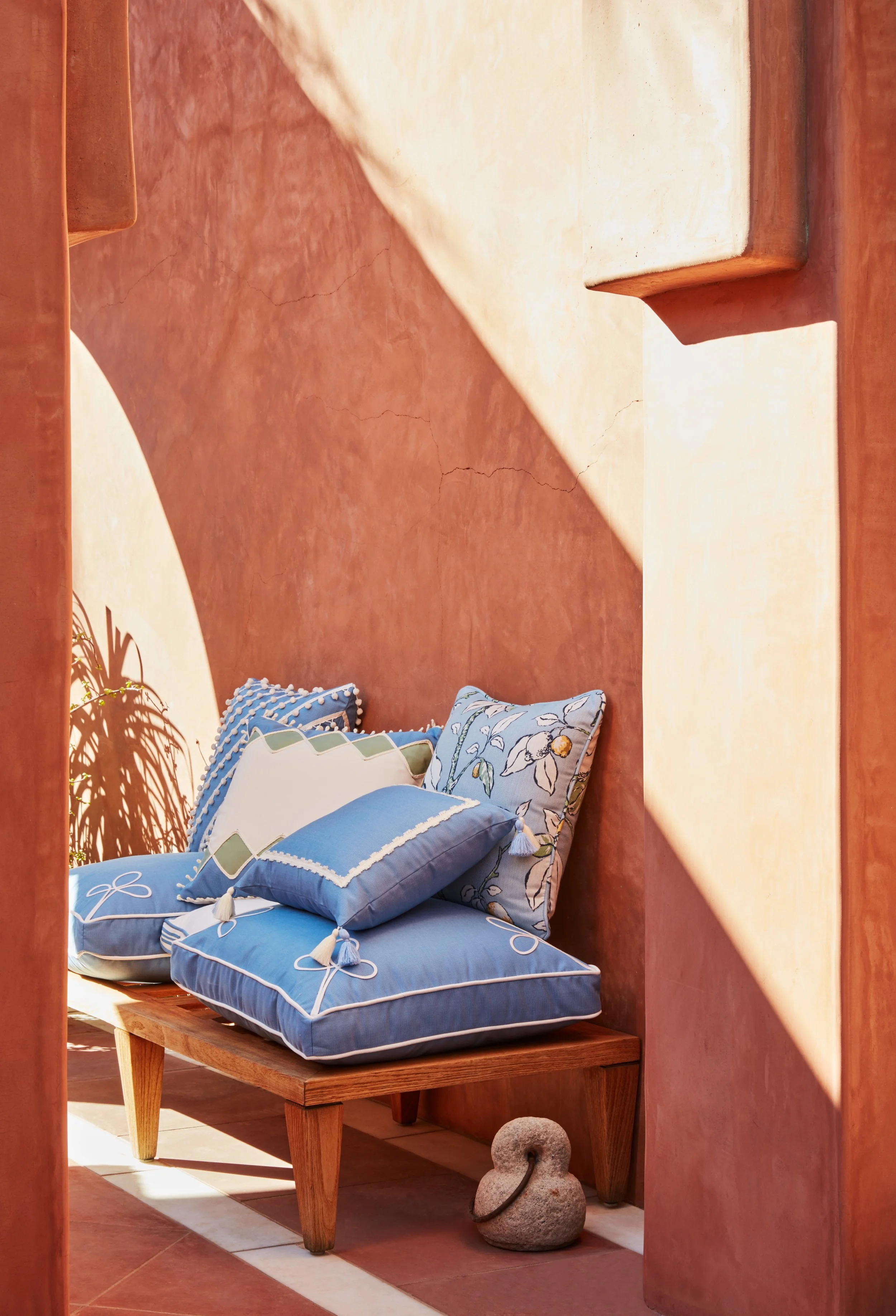 OKL_SIT_20190207_Vert_CR_Outdoor Location Shoot 19_Glam Pillows_V2.jpg