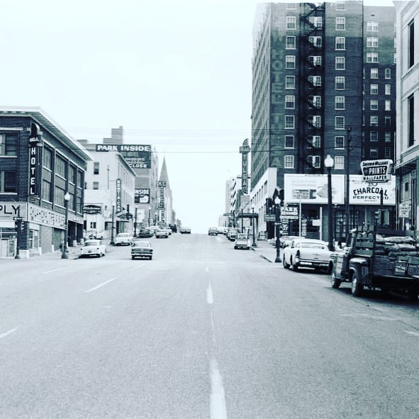 📷 Pic of the day - Tulsa #throwback to early 1960s. #tulsametro
.
.
.
.
#tulsa #oklahoma #ttown #park #city #mycity #tulsaoklahoma #tulsaok #instagood #picoftheday #beautiful #instatravel #lifestyle #myhome #cities #instaworld #travel #explore #adve