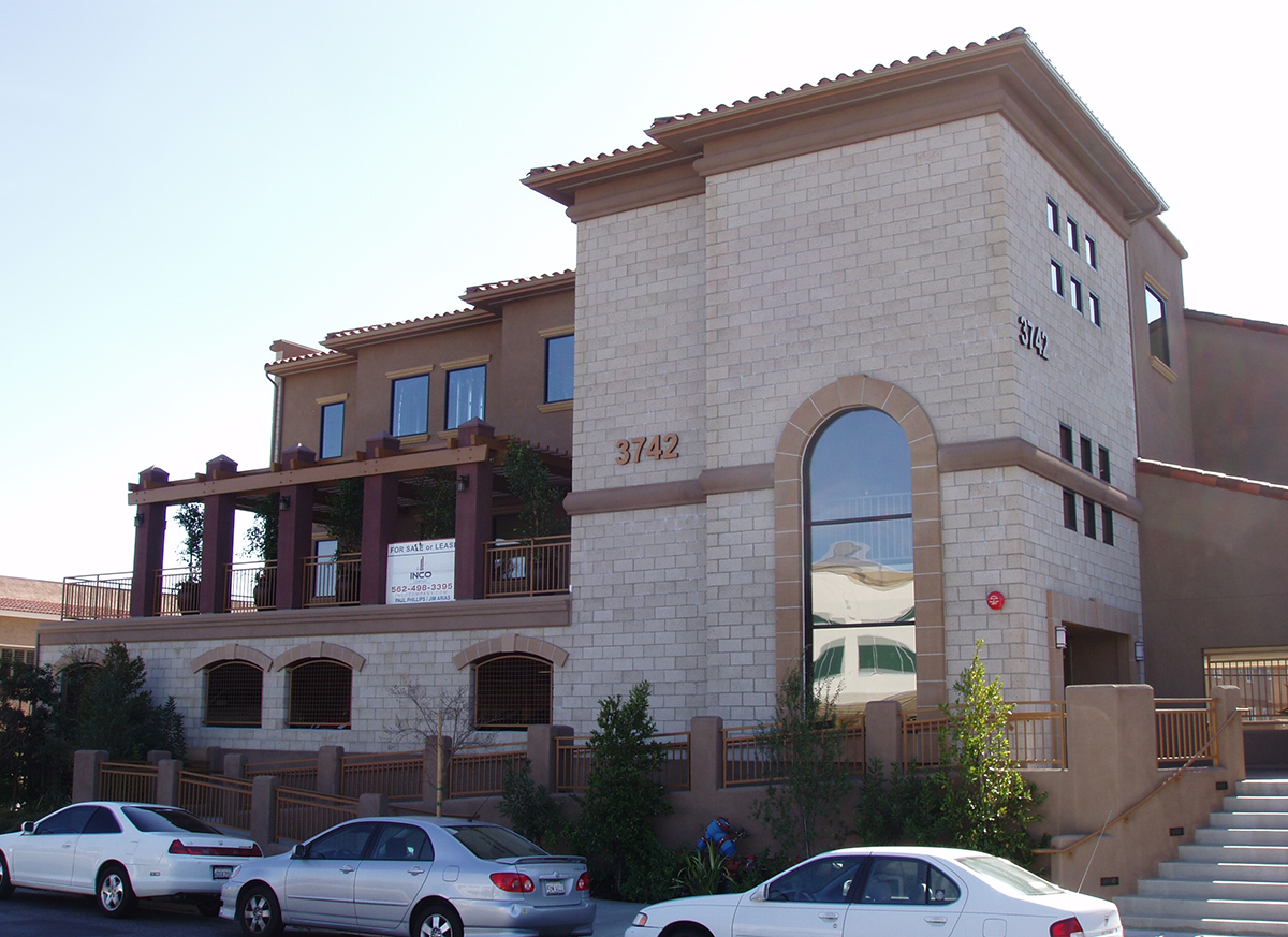 Los Alamitos Professional Building