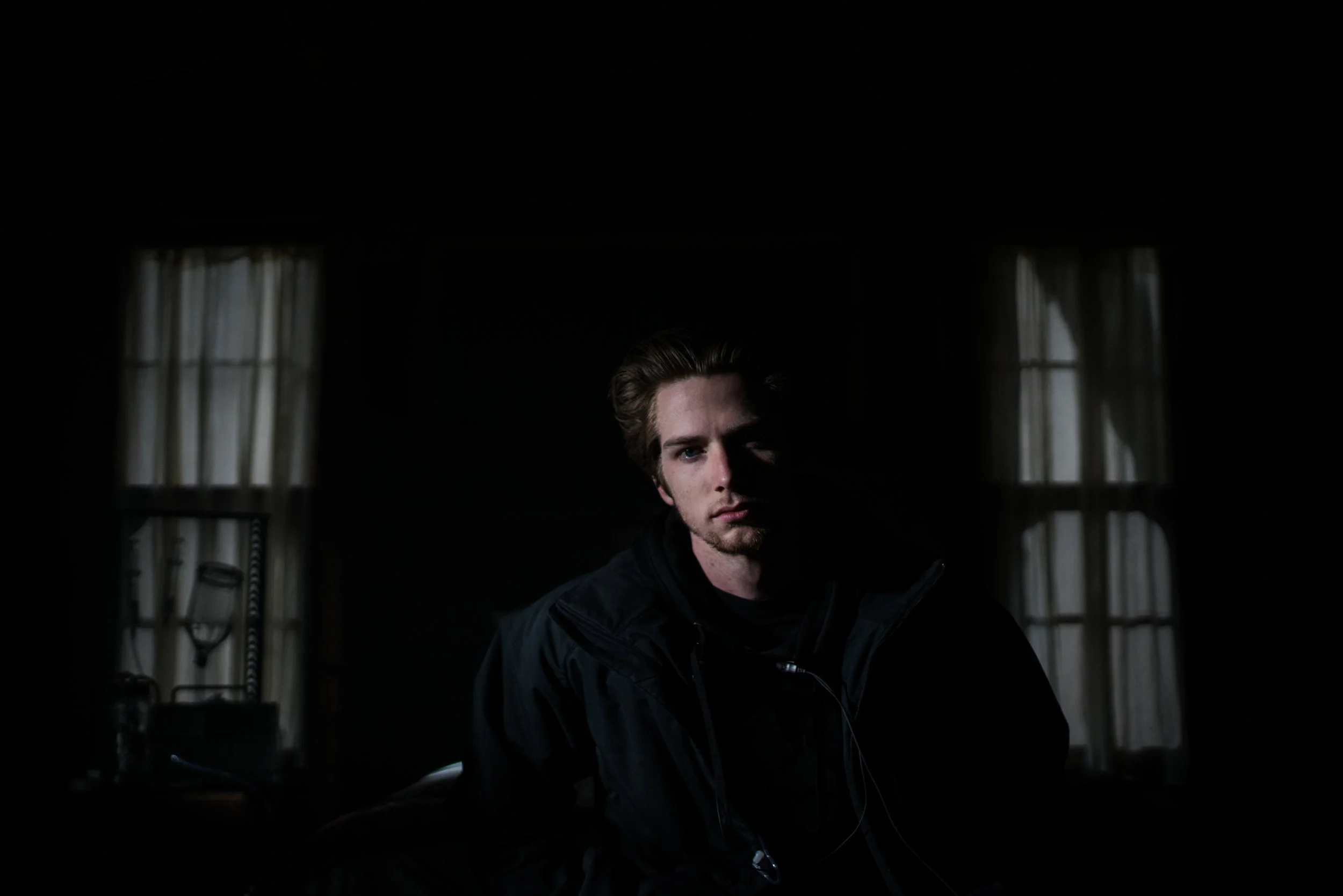 Dir. Grayson Whitehurst on a silhouette of Alice's bedroom.