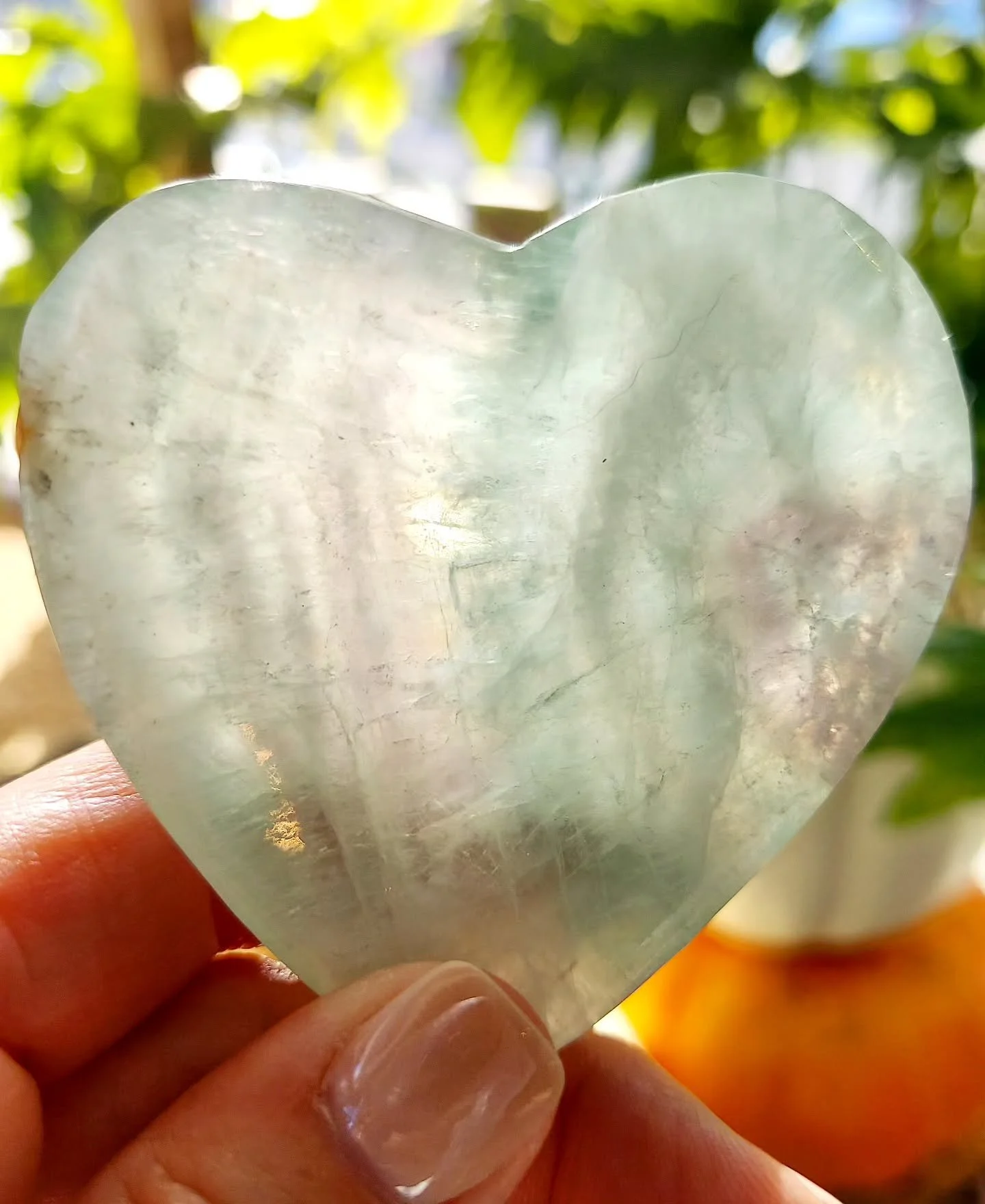 🌿Fluorite is often called The Stone of Clarity. It is prized for its beautiful hues and its ability to clear mental fog, bring order to chaos, and enhance focus. 

🌿This lovely fluorite heart dish is available for purchase at our studio. And, could