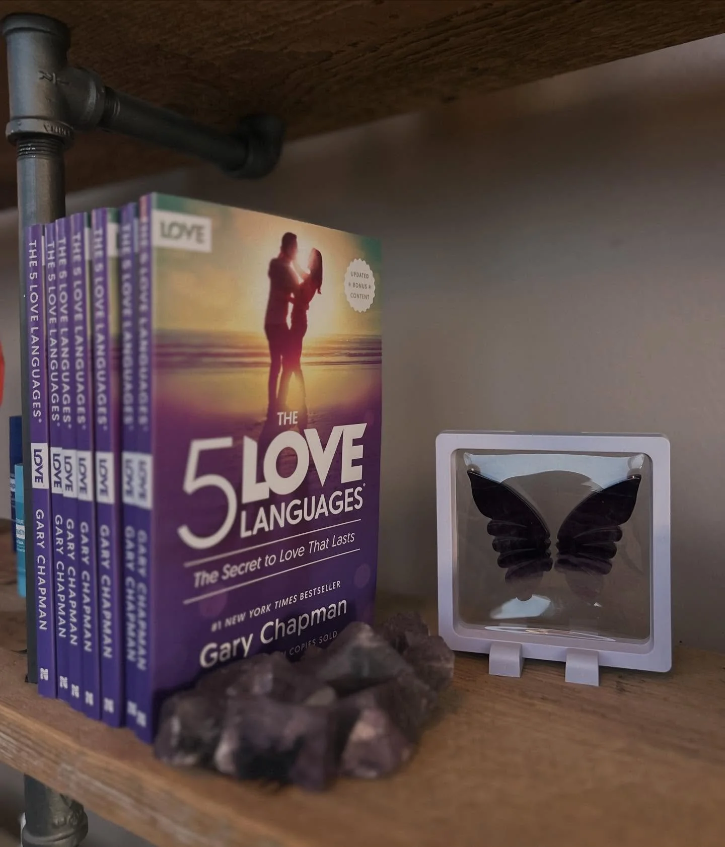 Join us for a special night of connection + conversation! 📚 

In Harmony Yoga&rsquo;s Inspirational Book Club is back, and this month we&rsquo;re diving into The 5 Love Languages. 🫶🏽

📍 Wednesday, October 29th, 7:00-9:00pm
  Upstairs at Coratti&r