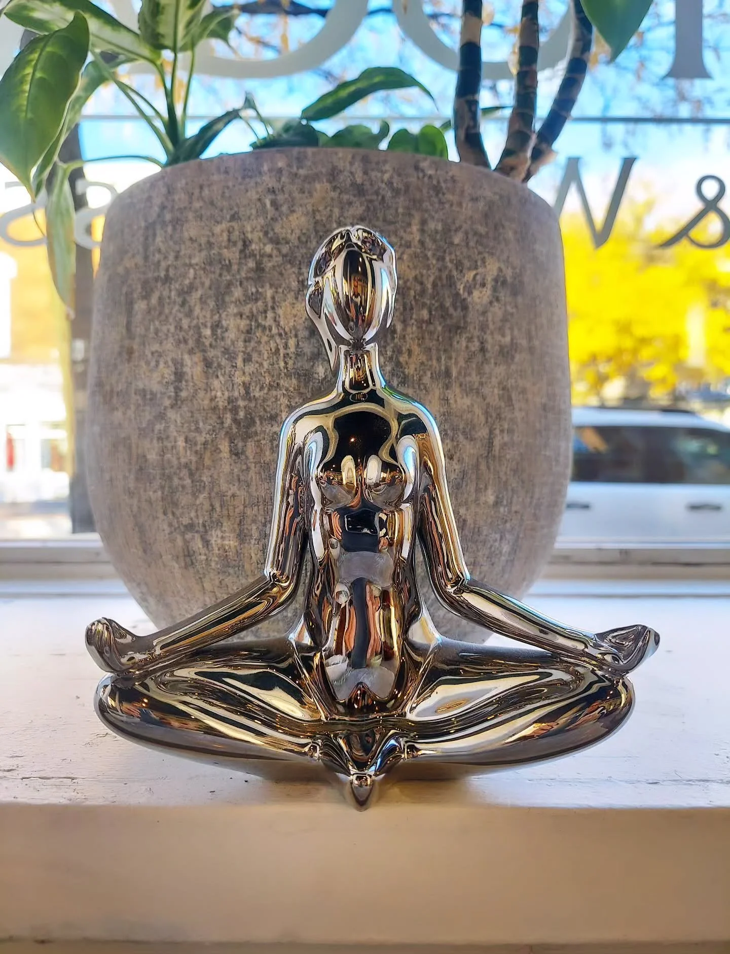 It's not just yoga...

🌿it's being present, not perfect 
🌿it's being mindful of your breath
🌿it's listening to your body
🌿it's tuning out your ego
🌿it's slowing down
🌿it's showing up
🌿it's honoring yourself on your mat
🌿it's being at peace 

