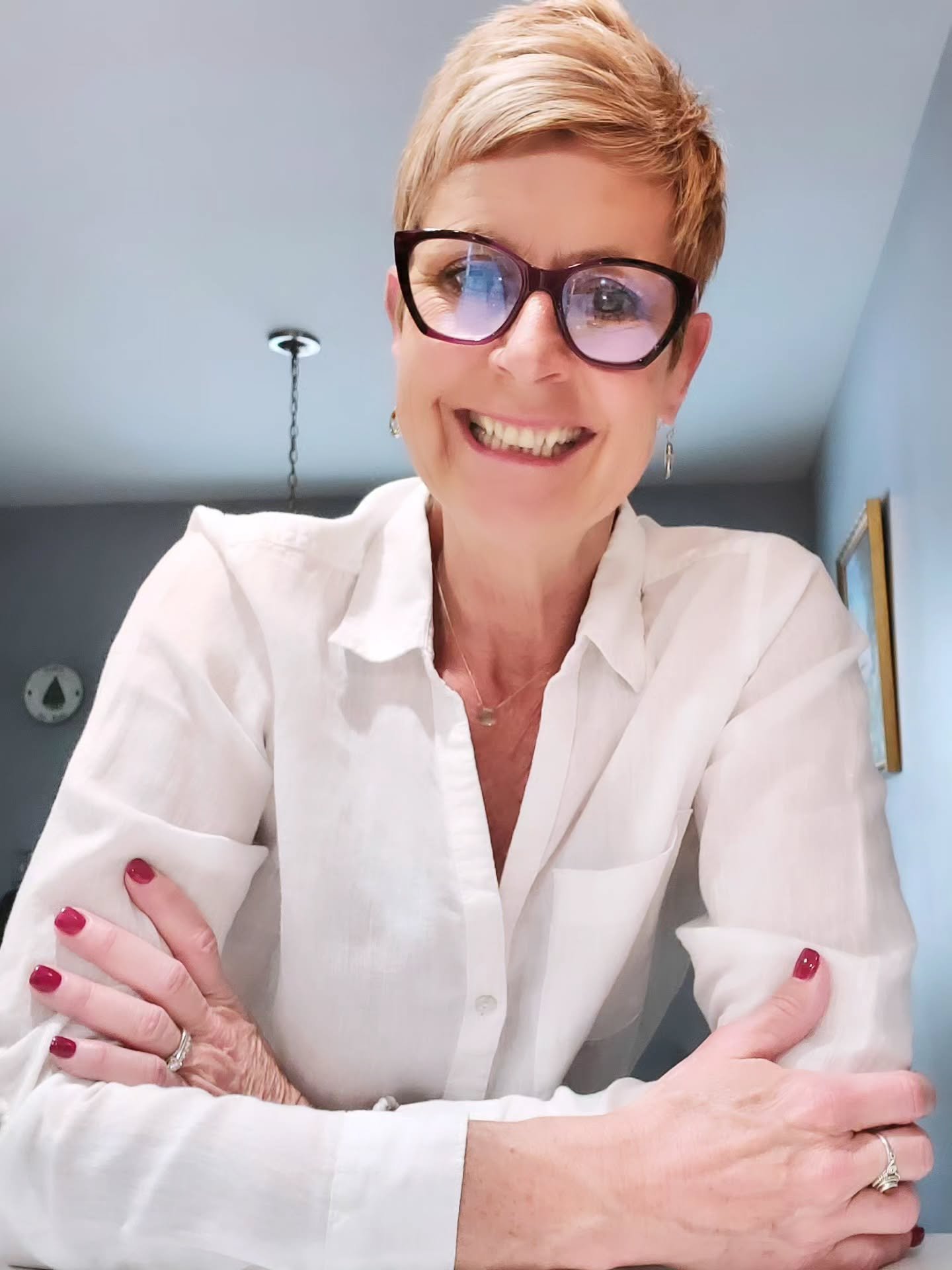 The Golden Hour Sober Community gathers tomorrow, February 22, at 12:30 pm🤍

If you&rsquo;ve been wanting to explore your relationship with alcohol, perhaps this is the day you take that first step.  You don&rsquo;t have to have the right words, the