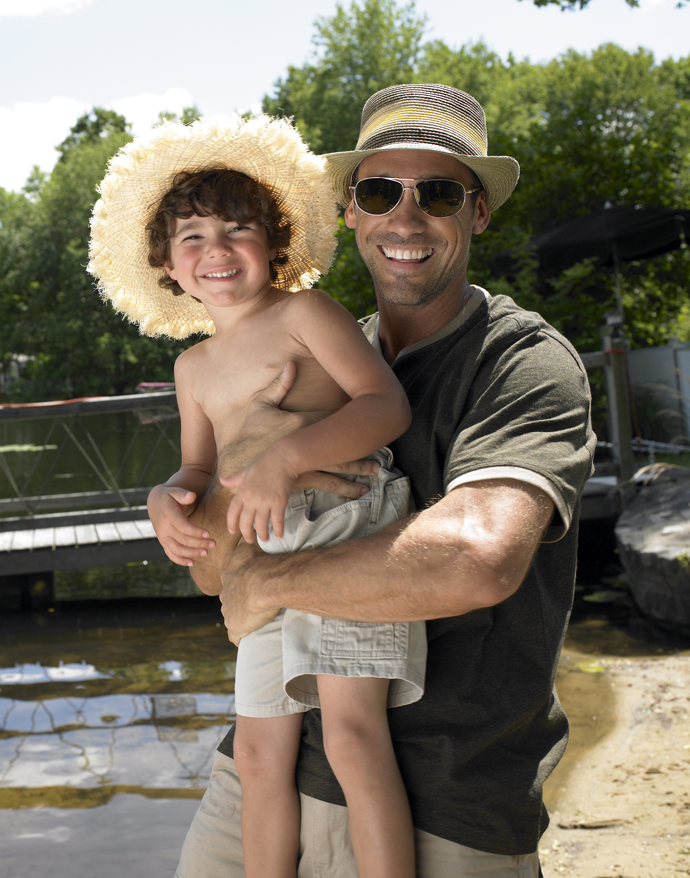 Dad+Kid+CanoeRight_036RT.jpg