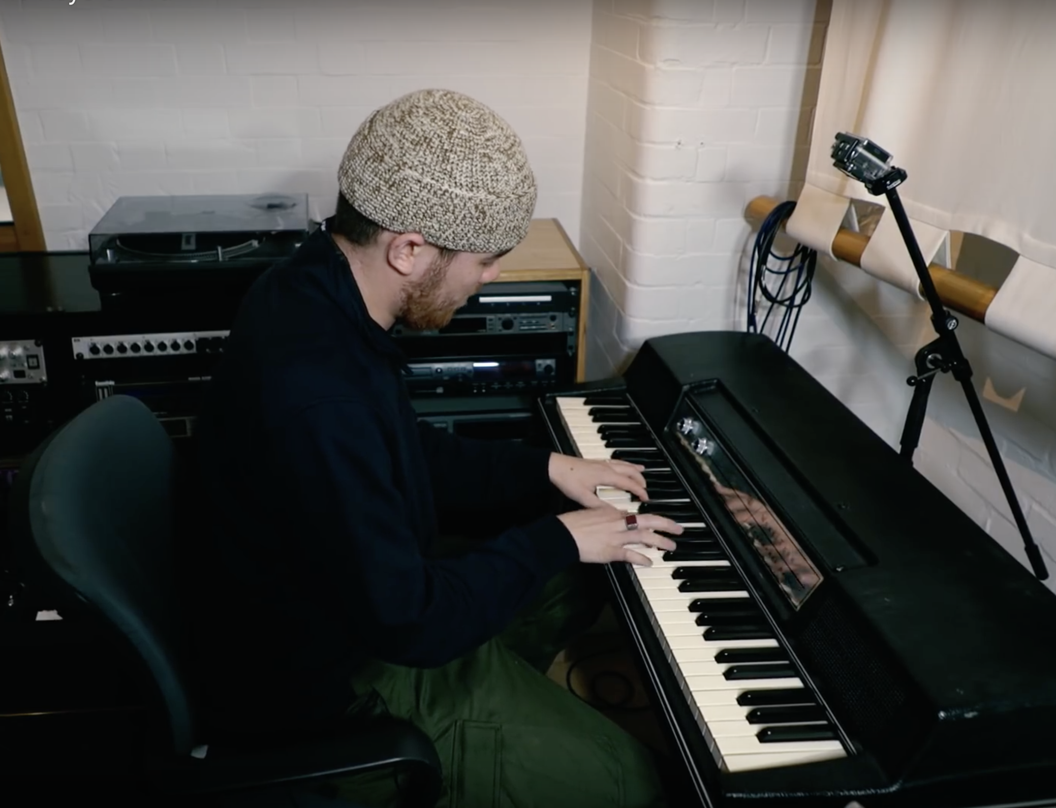 WATCH /// VINYL FACTORY: IN THE STUDIO WITH KAMAAL WILLIAMS "THE KEYS OF WU" 