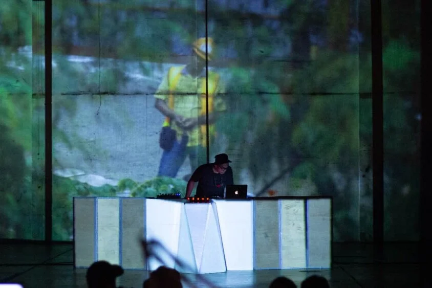 Seni Tiga #05: Fabric