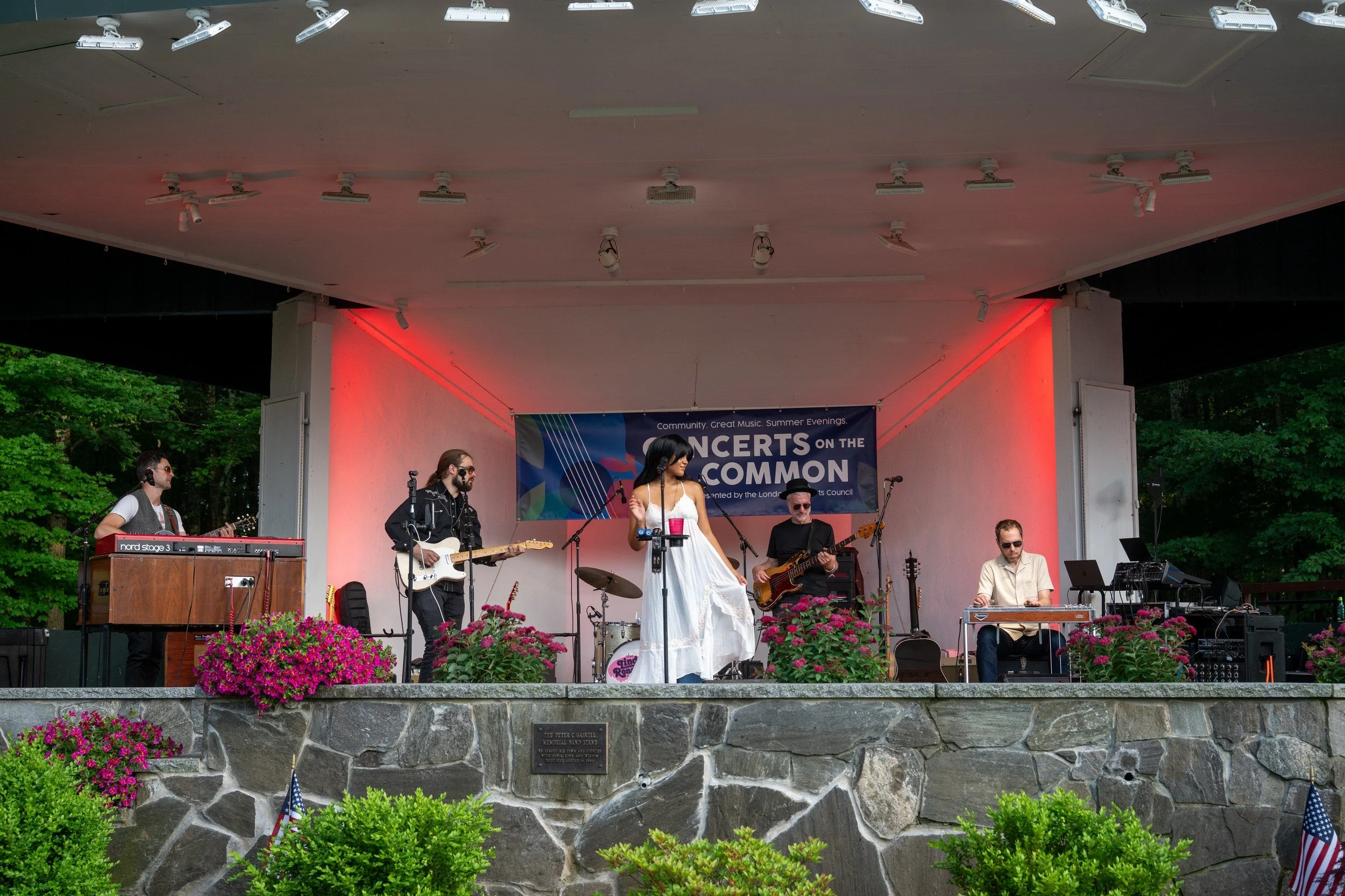 COTC - The Linda Ronstadt Experience - 0262_sm.jpg