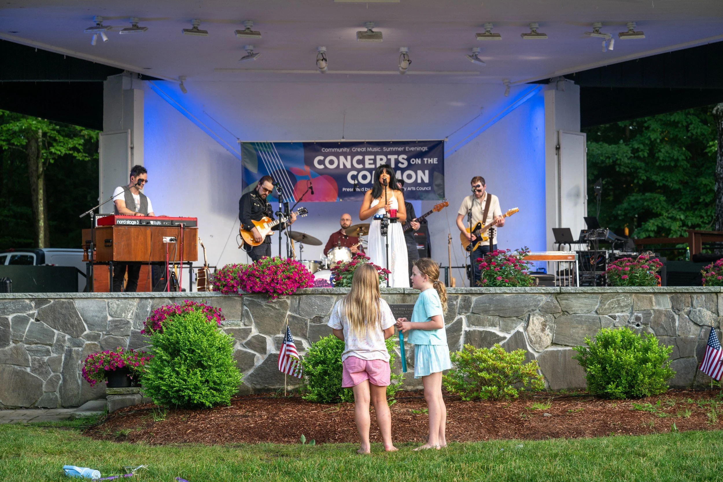 COTC - The Linda Ronstadt Experience - 0515_sm.jpg