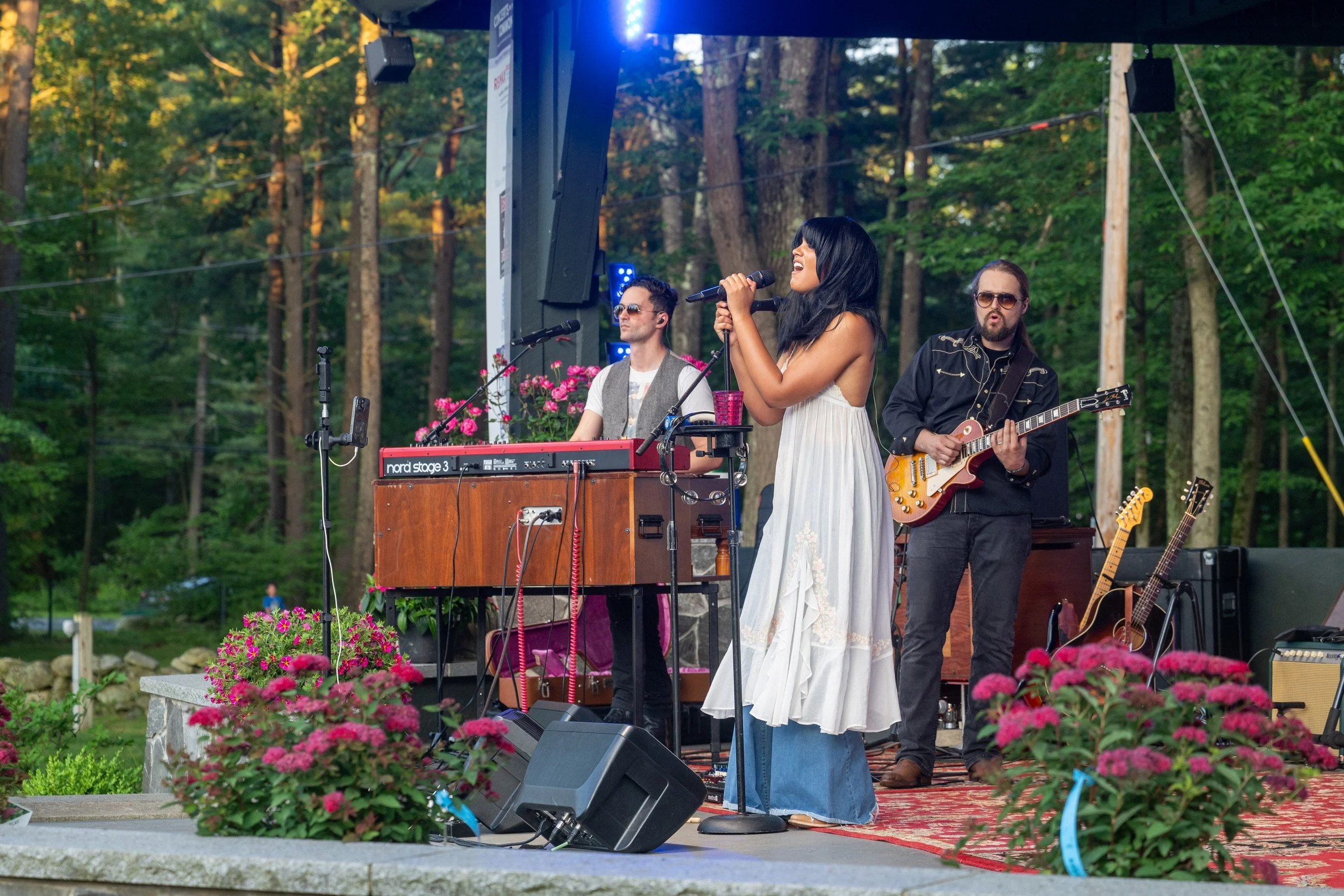 COTC - The Linda Ronstadt Experience - 0547_sm.jpg