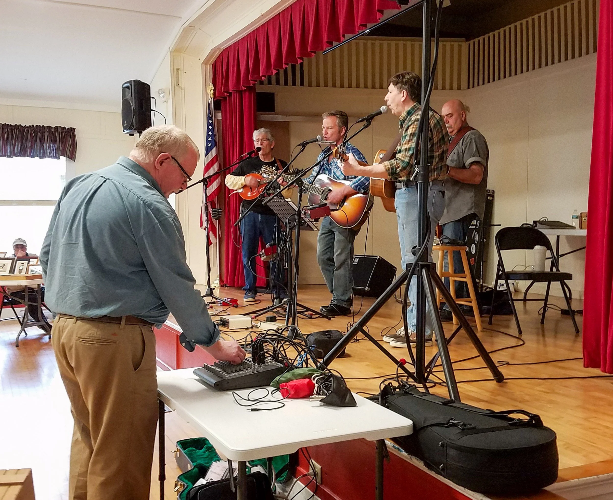 Arts Café 2017 - 0024_sm.jpg
