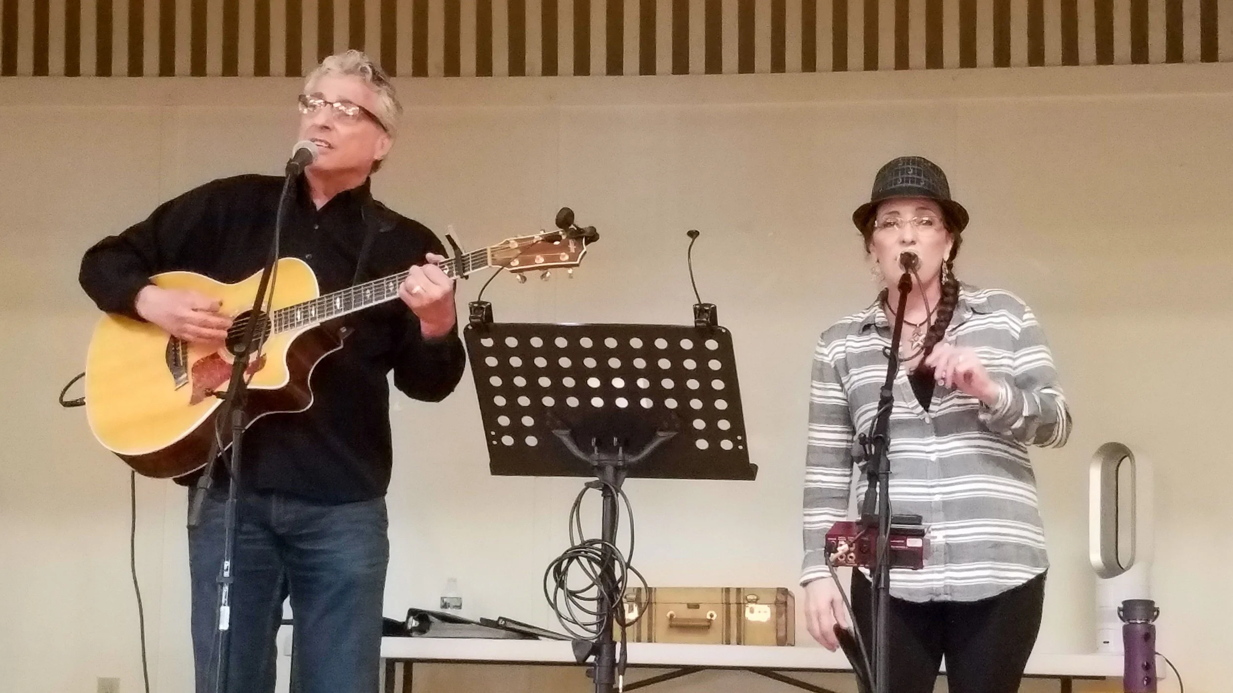 Arts Café 2017 - 0031_sm.jpg