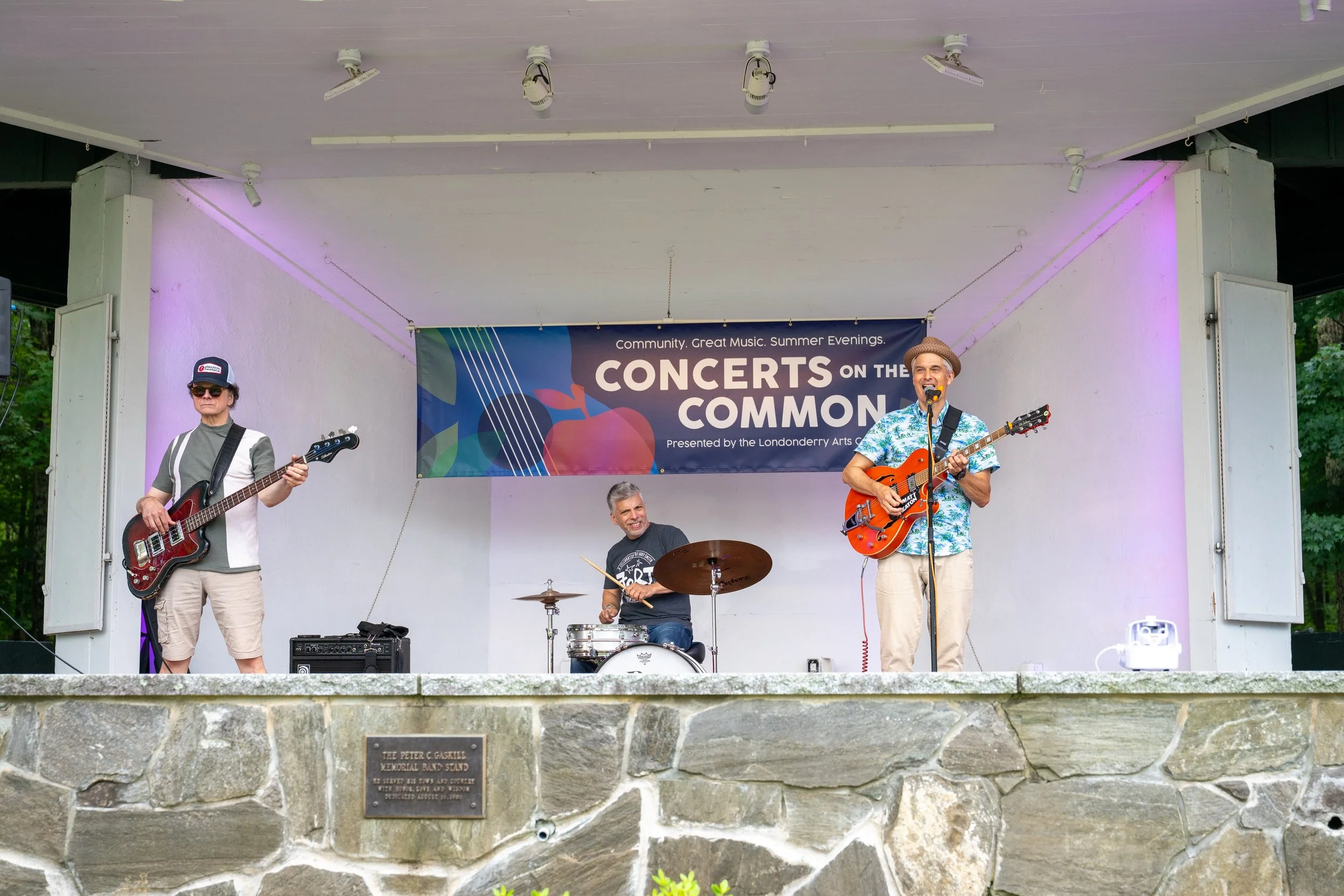 COTC - Matt Heaton and the Outside Toys - 0321_sm.jpg