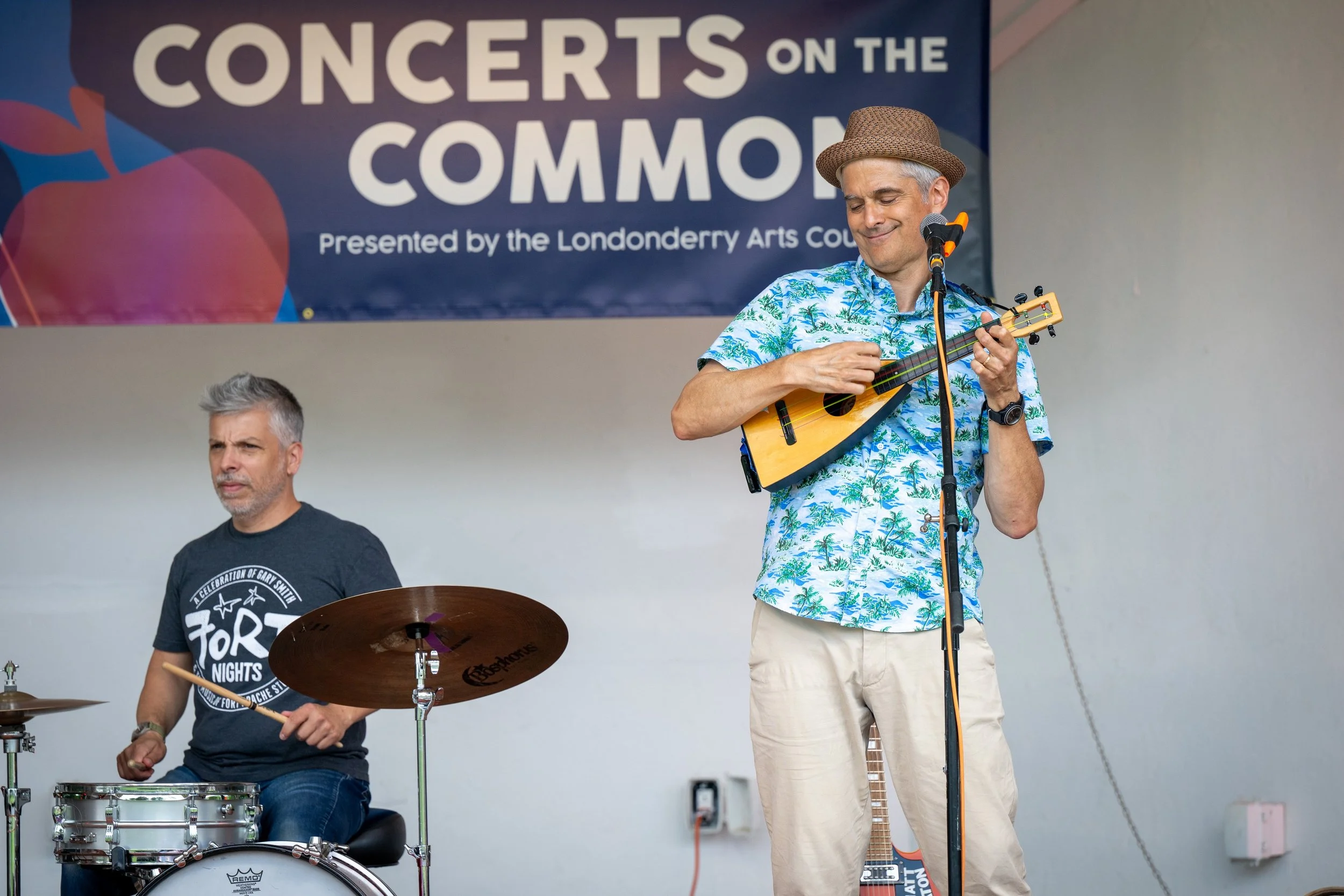 COTC - Matt Heaton and the Outside Toys - 0393_sm.jpg