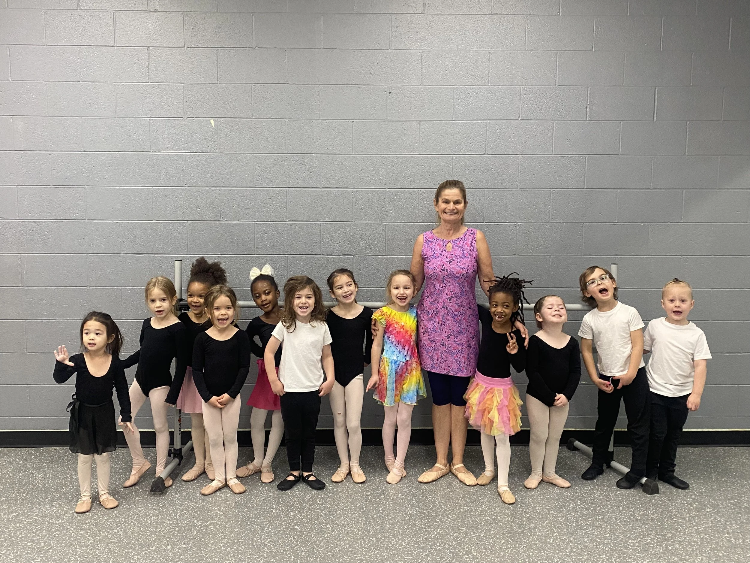 Ballet2025 9am class.jpg