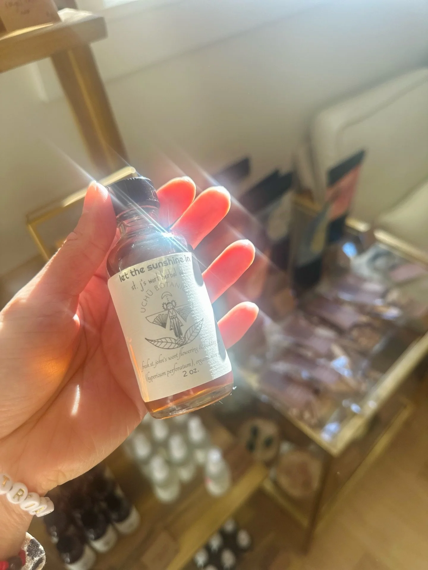 Let the sunshine in!&nbsp;🌞 St. J&rsquo;s Wort herbal oil from&nbsp;@wholistic_shine @uchubotanical in stock at the Luminae space! 

Made from the fresh golden flowering and budding tops of the medicinal St. John&rsquo;s Wort plant. This herbal oil 