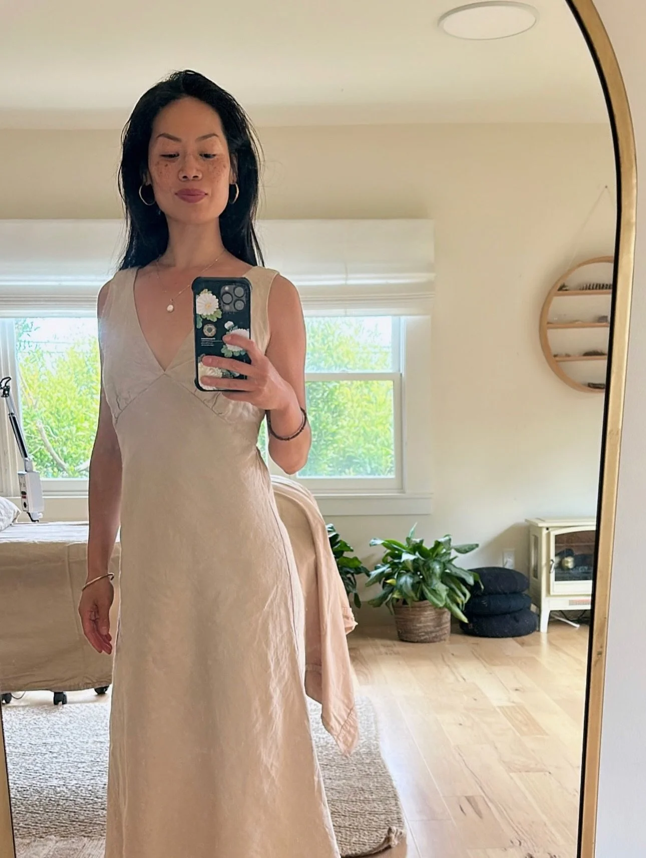 Perimenopause as a sacred transition ✨ Perimenopause is one of the most important transitions in a woman&rsquo;s life, yet it is rarely spoken about with the reverence it deserves. Too often it is described only through the lens of decline or discomf