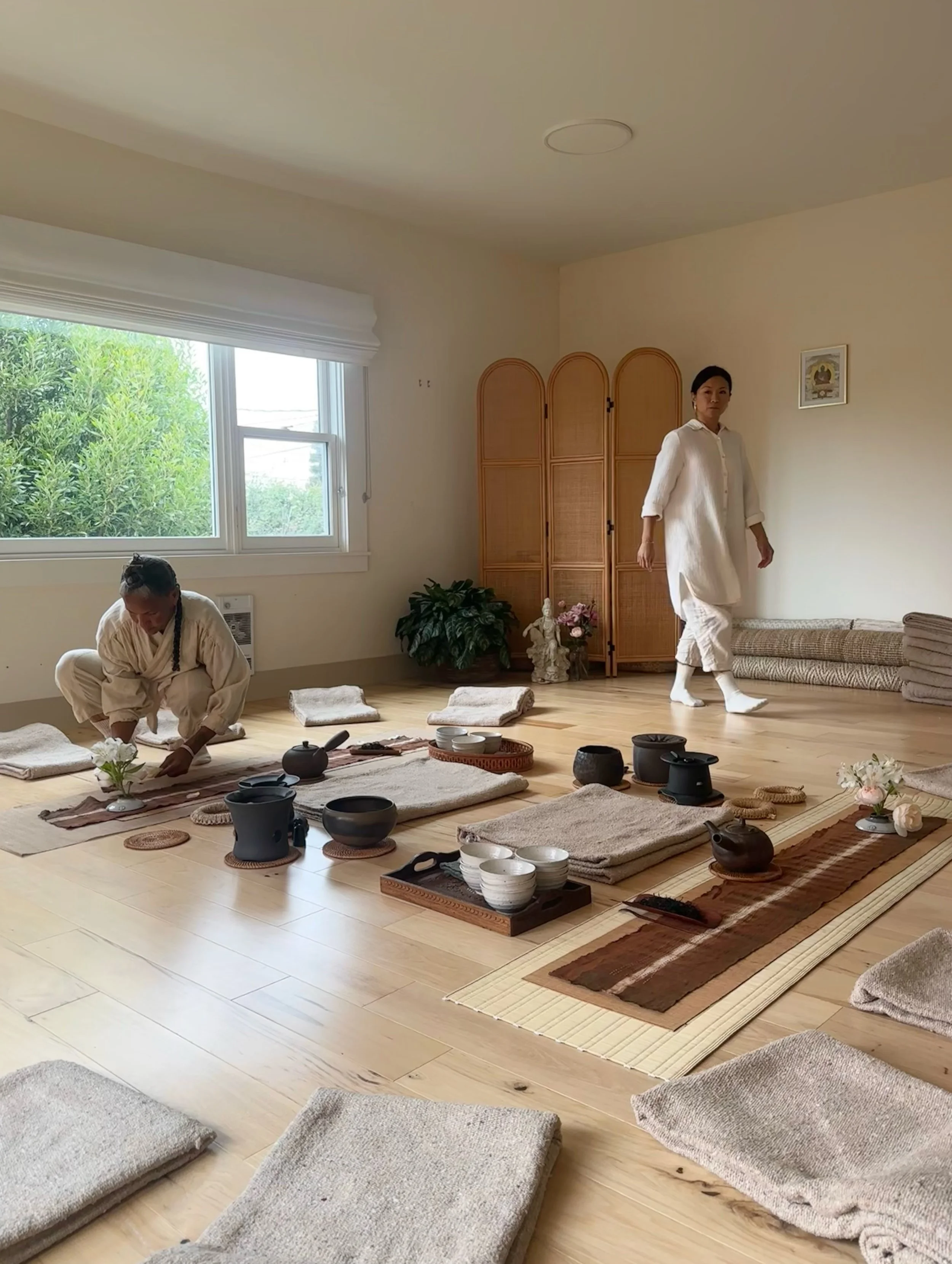Last weekend at Luminae we gathered for a beautiful event, Return to Presence. 🌱✨ 

Our morning began with a meditative tea ceremony with Leia Layus @leialayus and Tamu Mosely @wholistic_shine in a synchronized duet serving wild dehong purple dian h