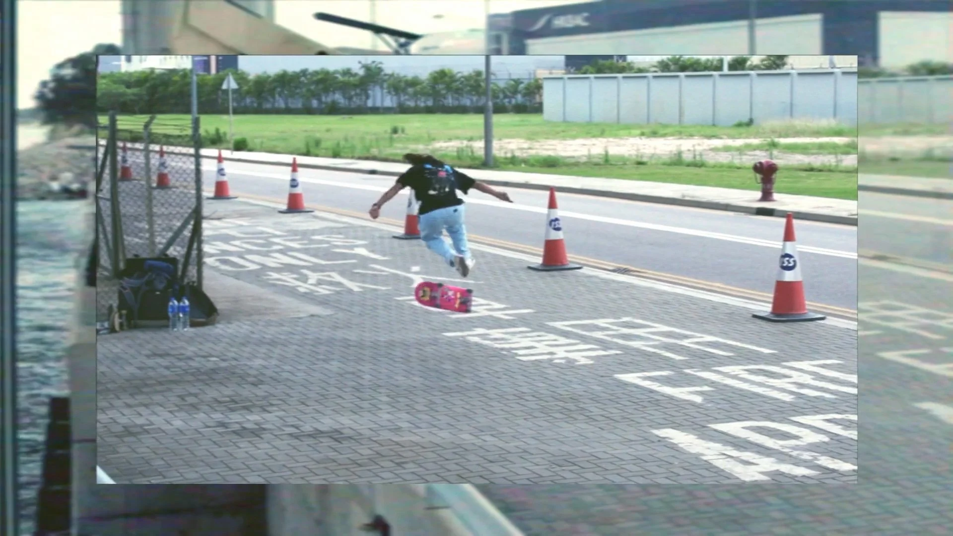 long_yu_x_local_hood_skateboard_promotion (1080p) (0;00;33;22).jpg