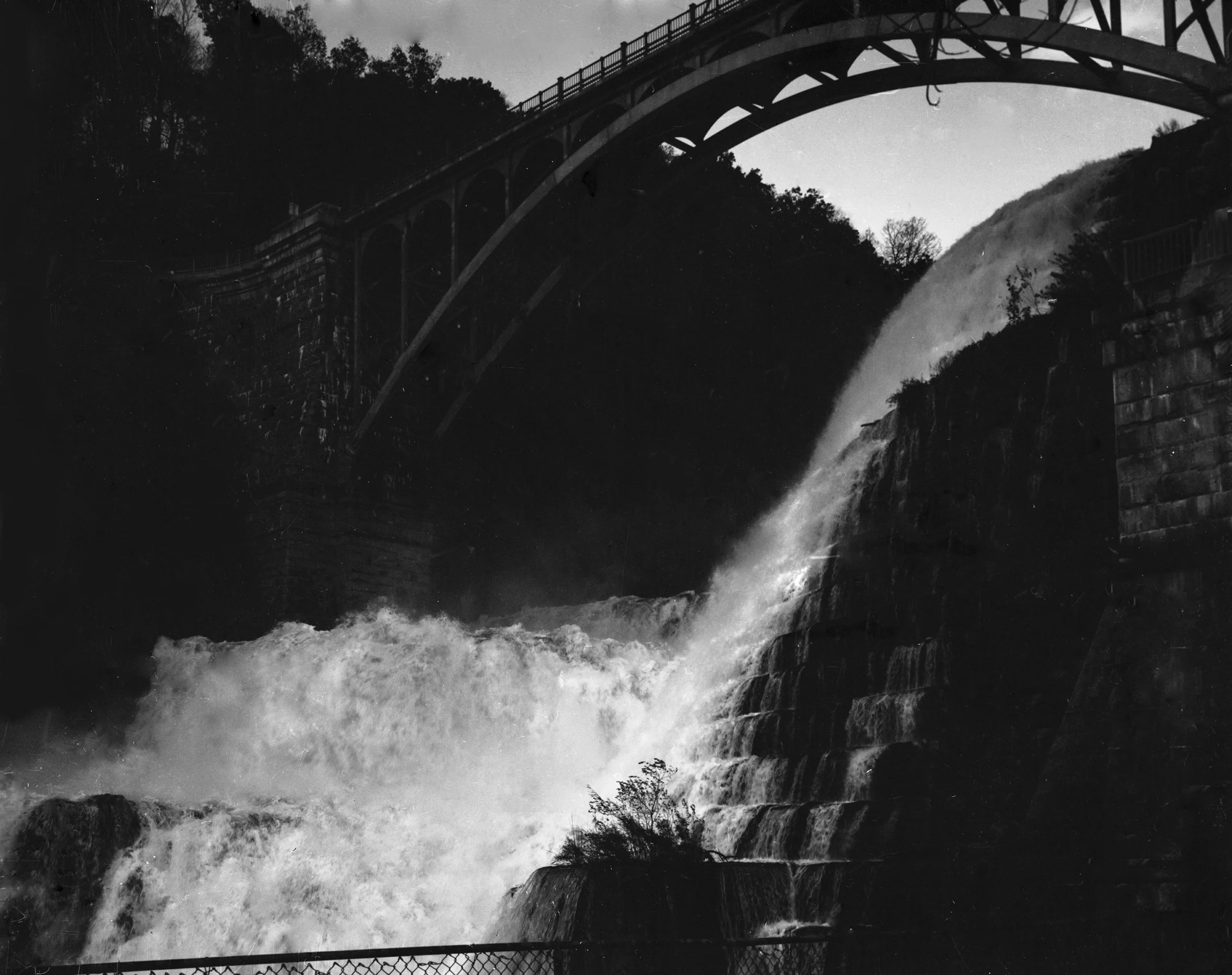 waterfall001 copy copy.jpg