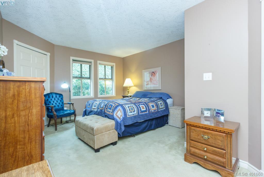 Follow These 5 Tips - Don't Declutter The Hard Way