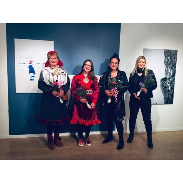From left to right:
Ann Berit who came from Karasjok to enrich us with beautiful joik.
Marte, partner in crime.
Yours truly. 
And last Berit from the municipality of Hammerfest who officially opened the exhibition with a beautiful speach ❤