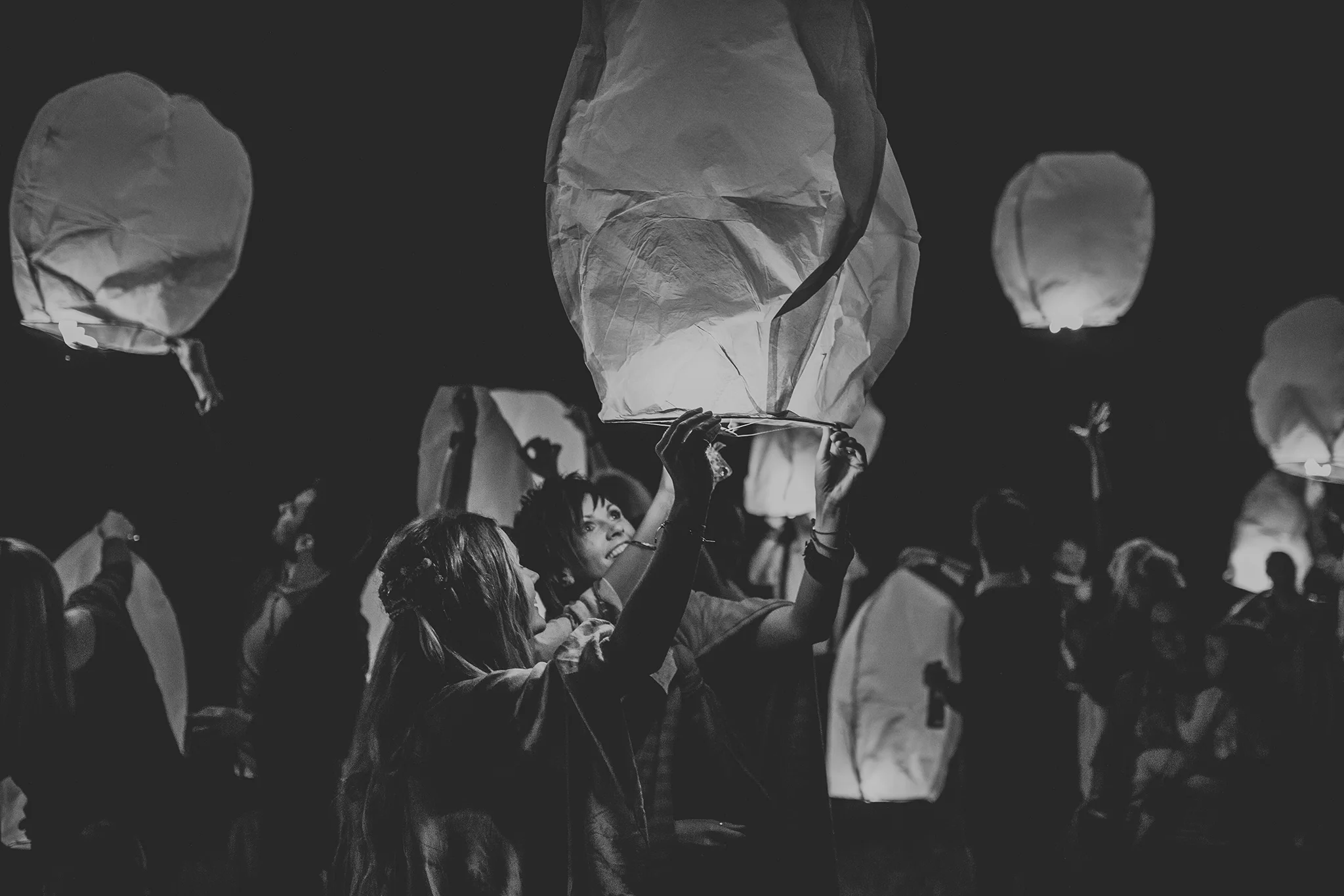 lgbt wedding dunamoy cottages lantern send off