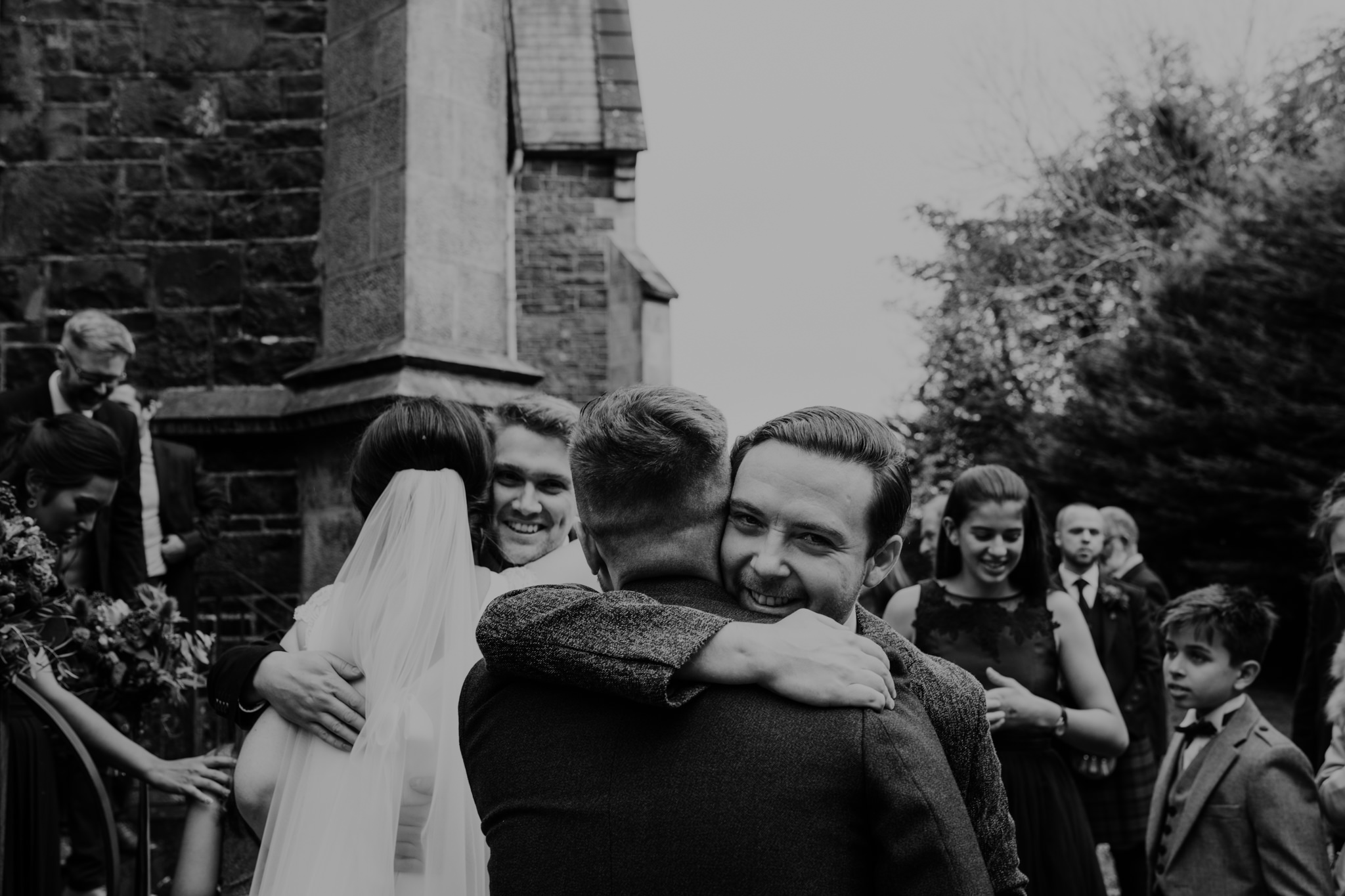 hugging guests wedding at lissanoure castle