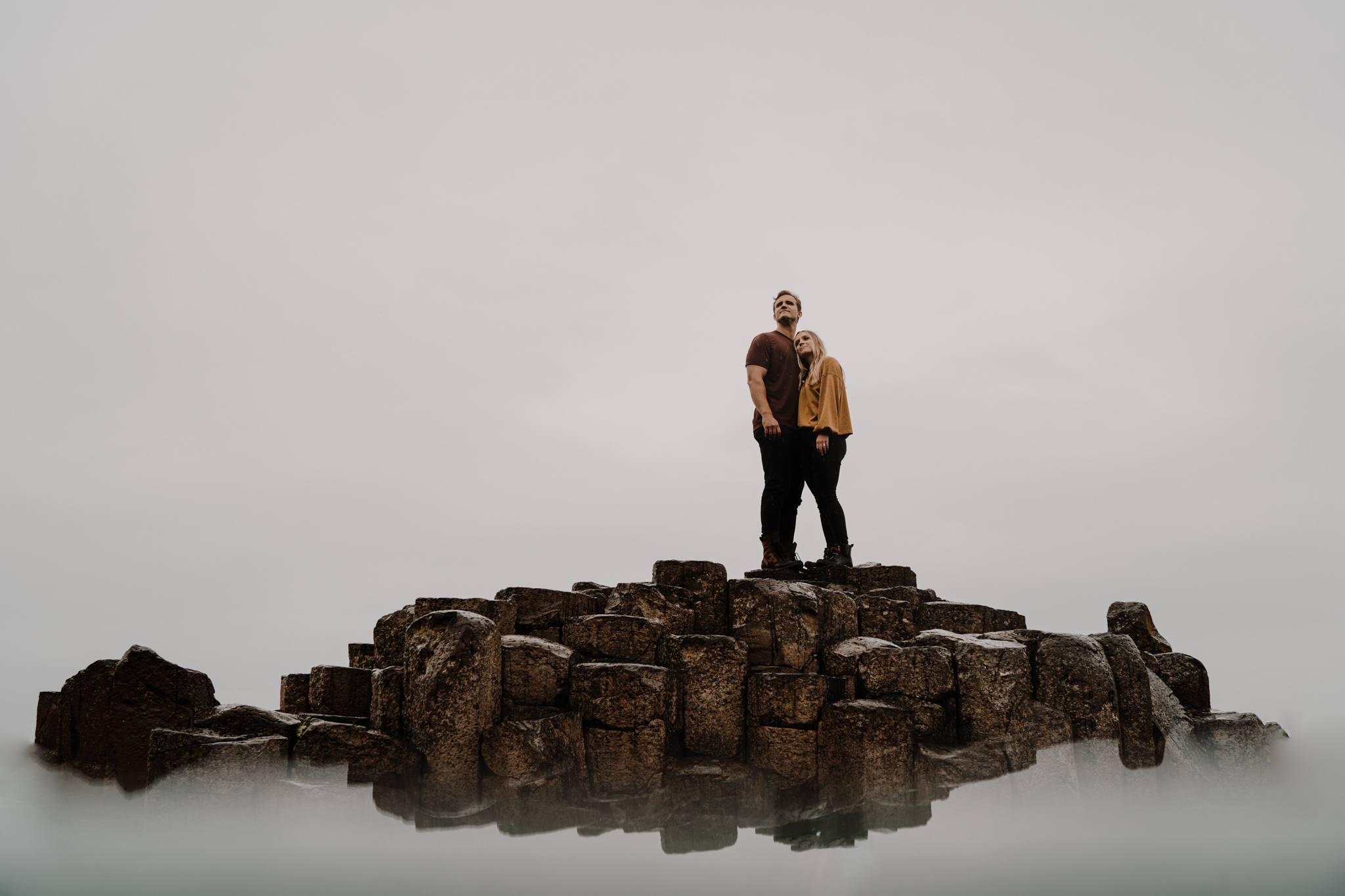 giants-causeway-adventure-ireland-photographer-engagement-session