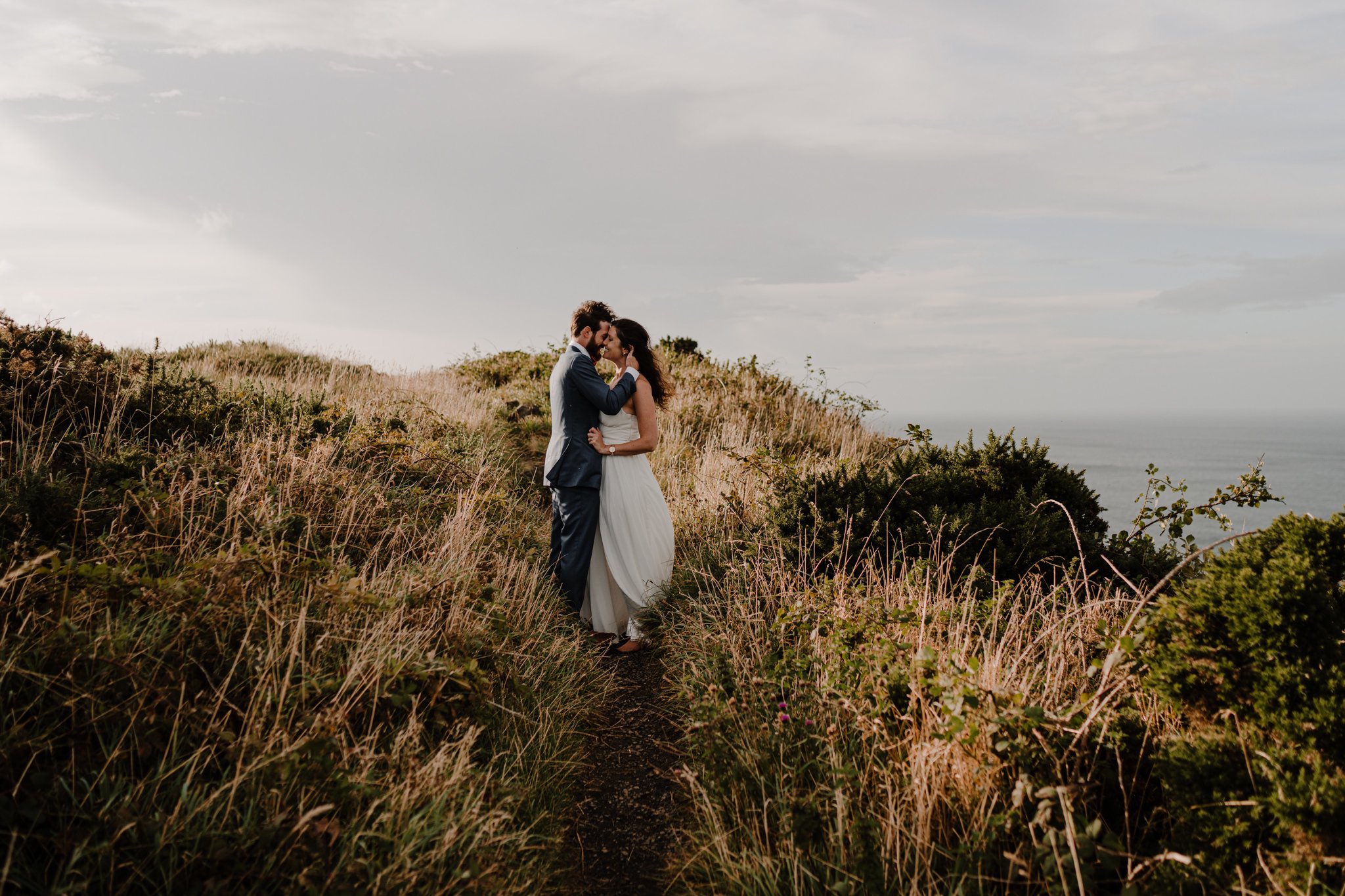 A+R-dunseverick-castle-elopement-19.jpg