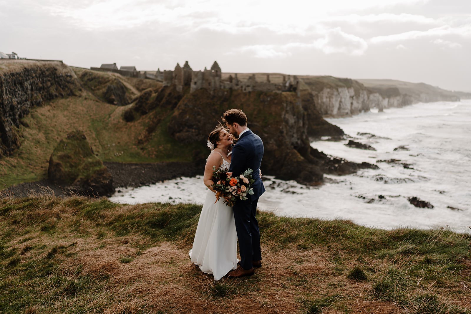 B+D-Dunluce-castle-elopement-273.jpg