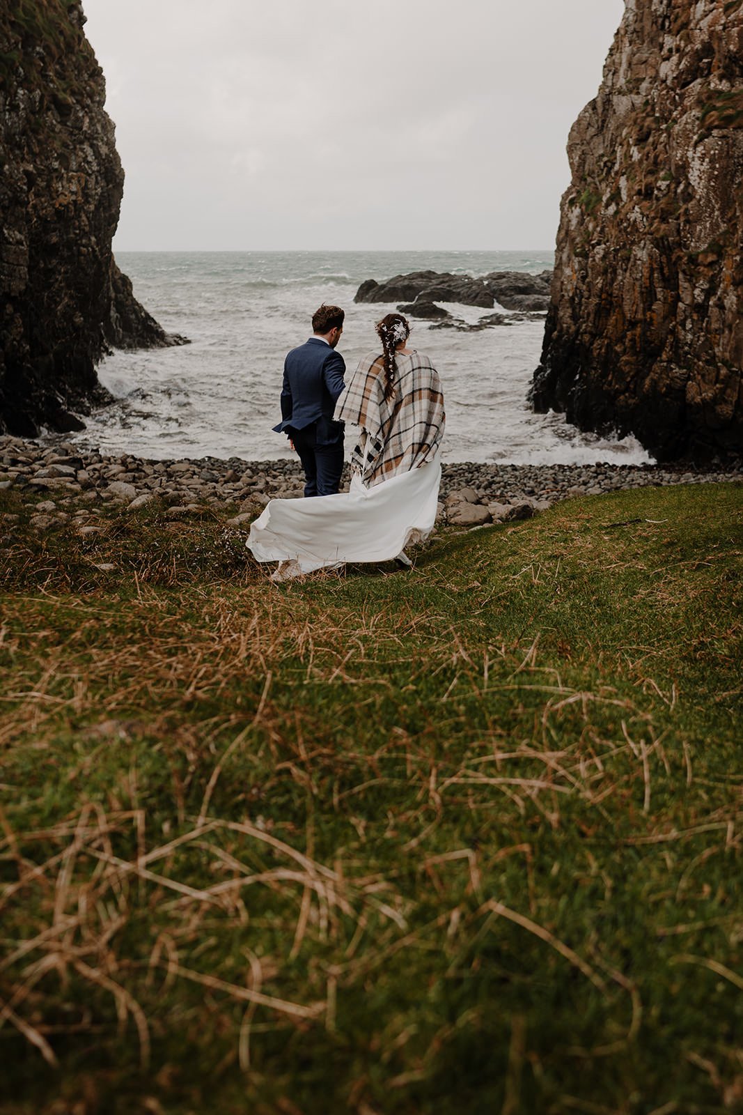 B+D-Dunluce-castle-elopement-431.jpg