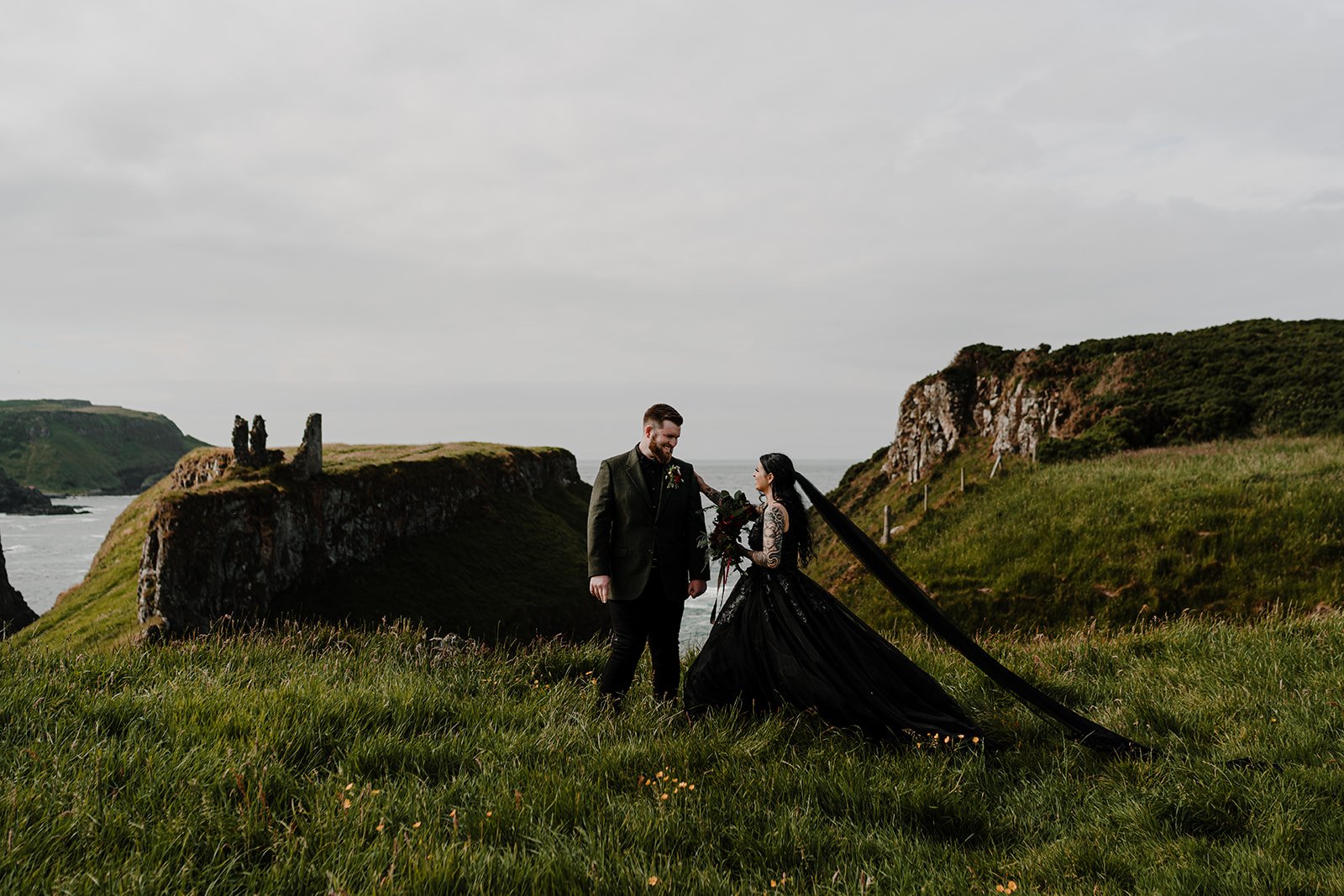 C+Q-Dunluce-castle-elopement-106.jpg