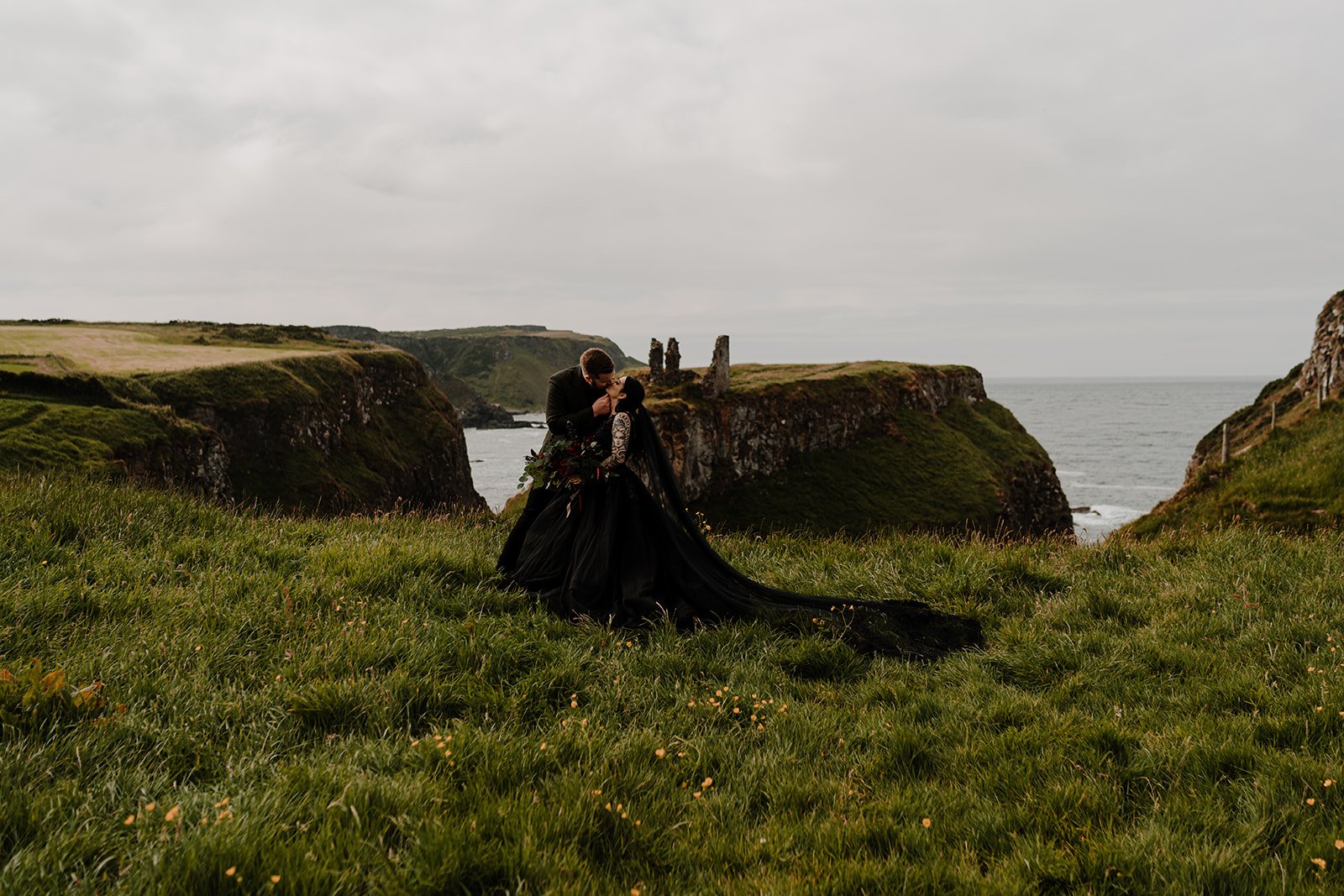 C+Q-Dunluce-castle-elopement-134.jpg