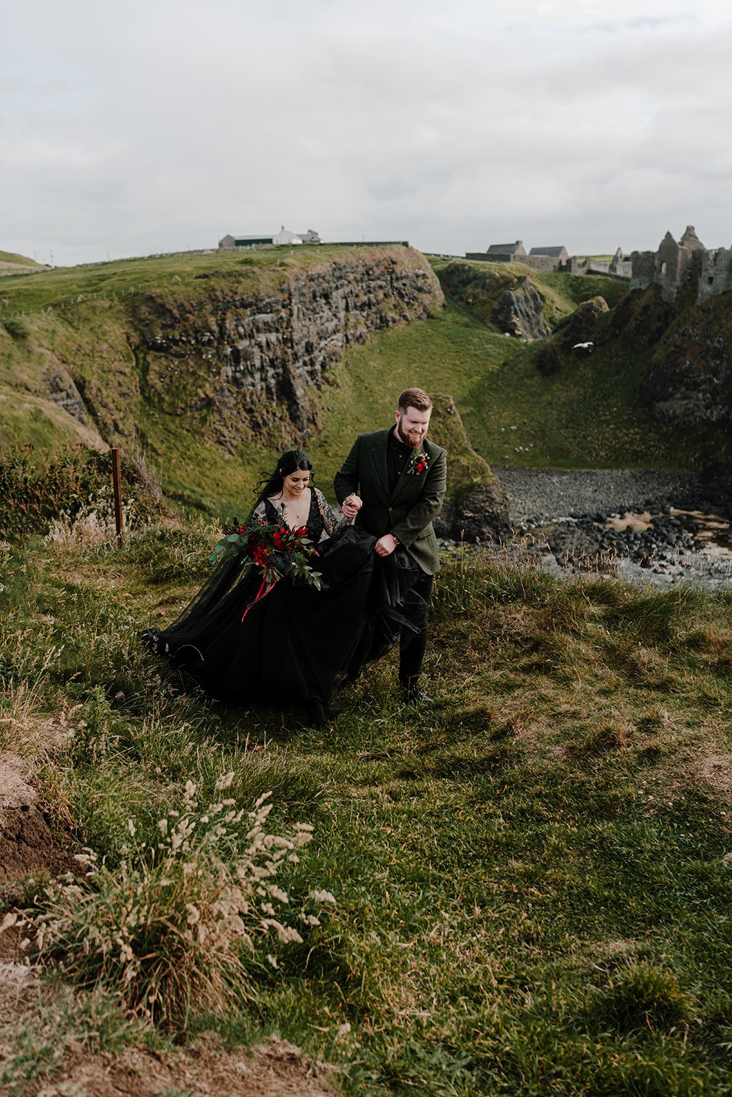 C+Q-Dunluce-castle-elopement-176.jpg