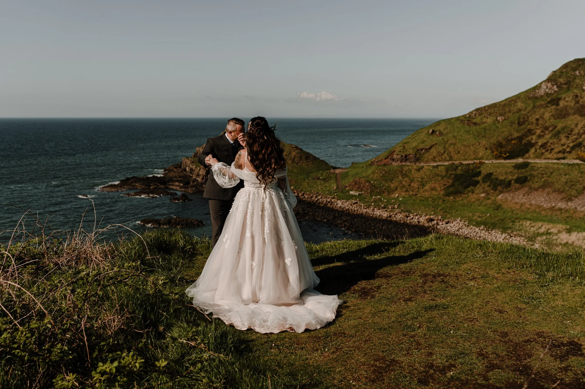 k+J_dunluce-castle-elopement-3.jpg