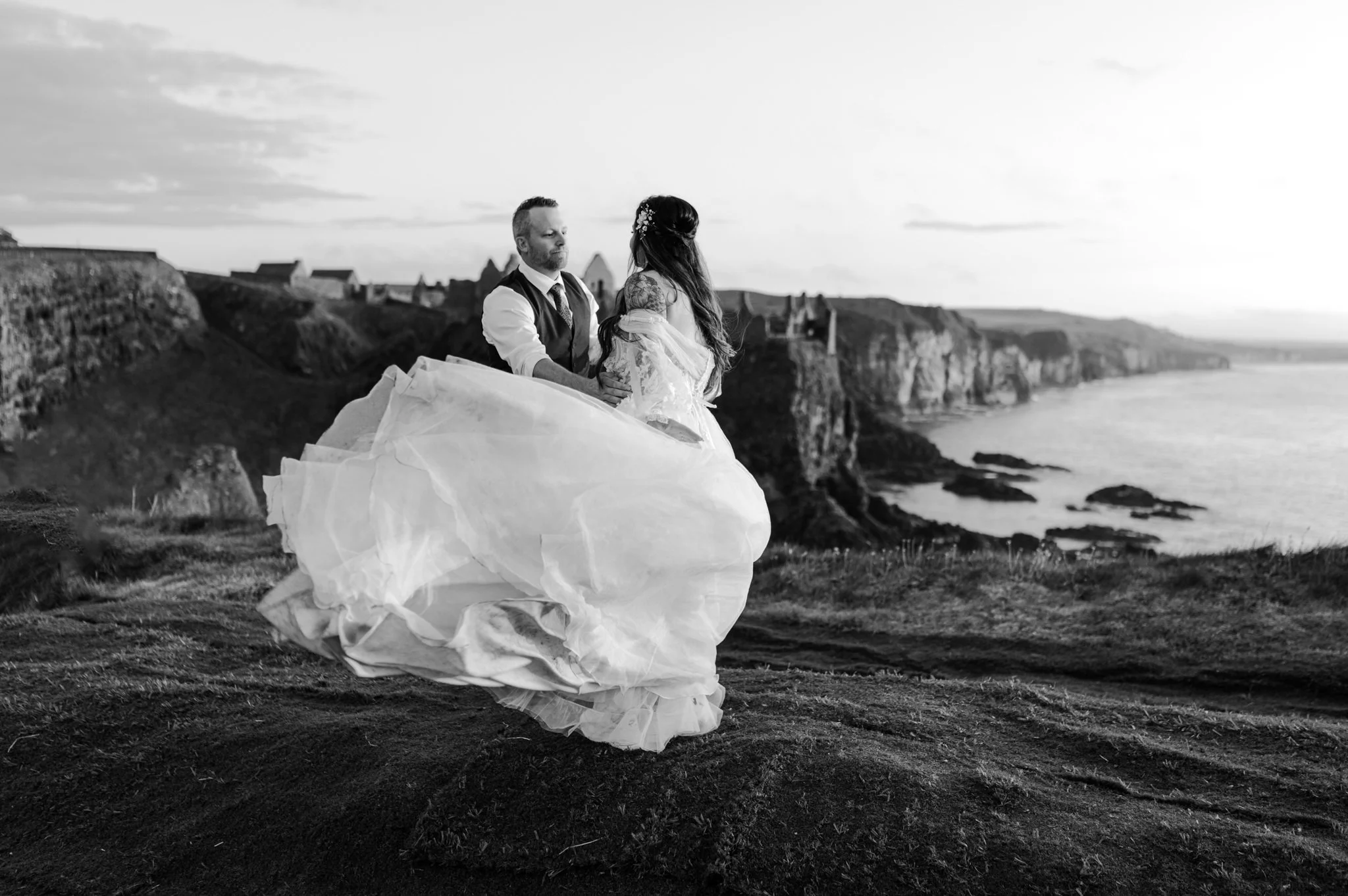 k+J_dunluce-castle-elopement-42.jpg