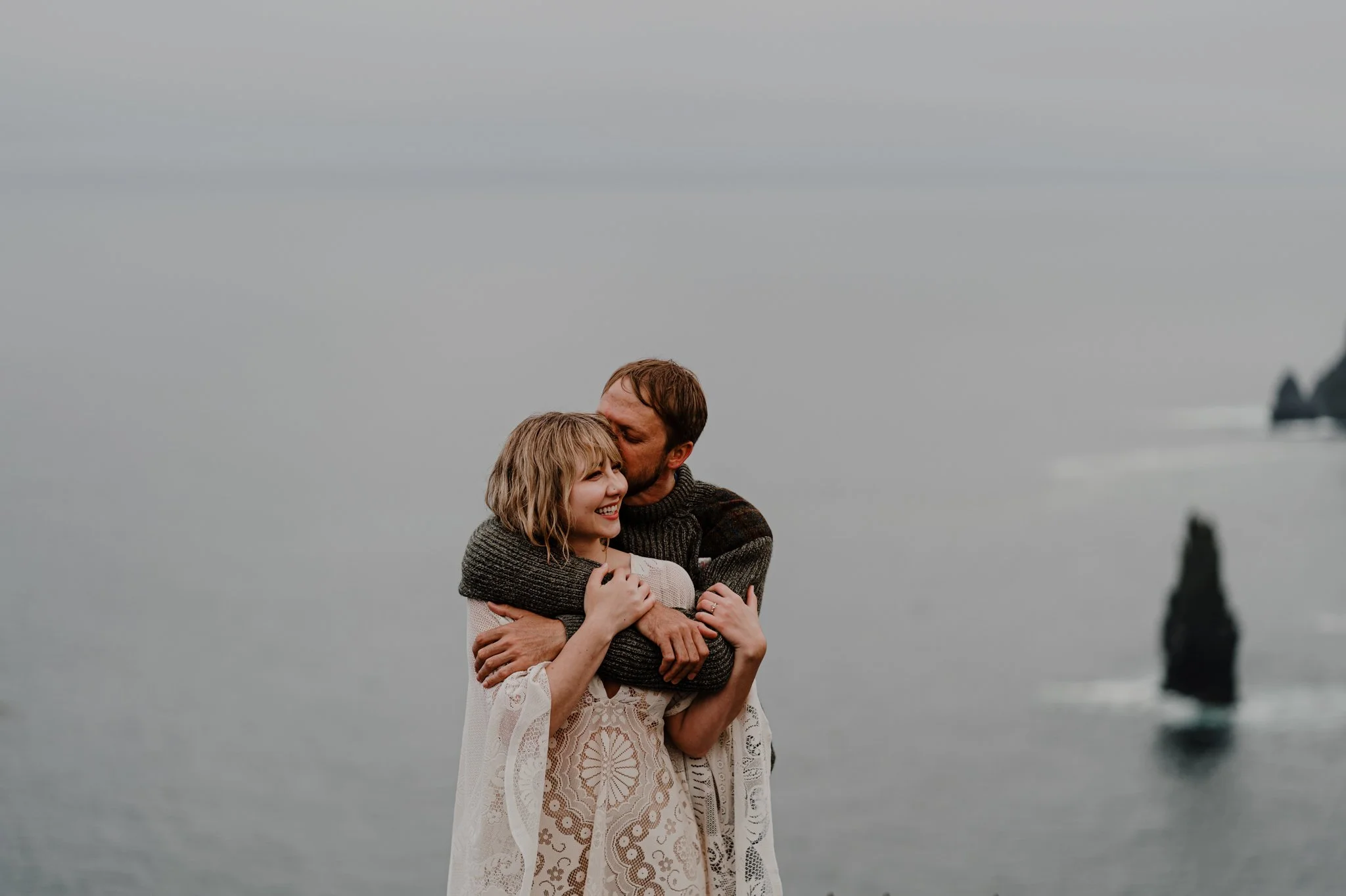 E&M-cliffs-of-moher-engagament-24.jpg
