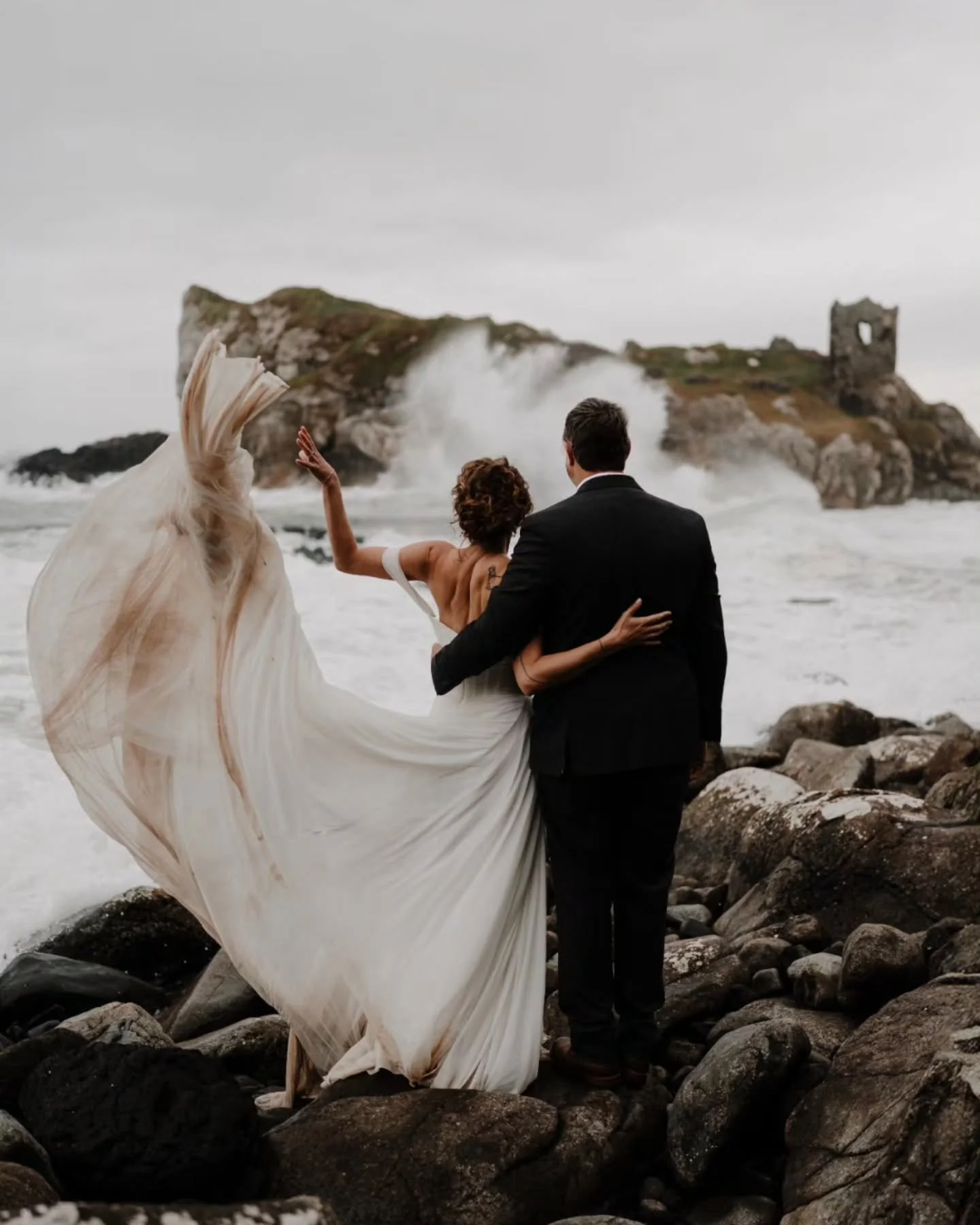 The beauty of eloping is that you get to write your own story.

There are no rules. No expectations. Just the freedom to curate an experience that feels completely authentic to you. Private vows. Adventure. Moments that are entirely yours. You can li