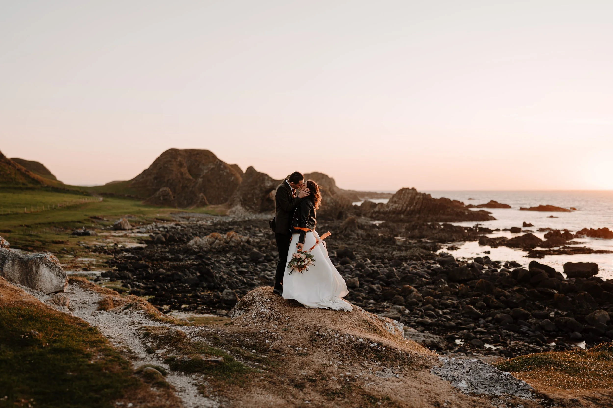 E+P-elopement-dunluce-ballintoy-99.jpg