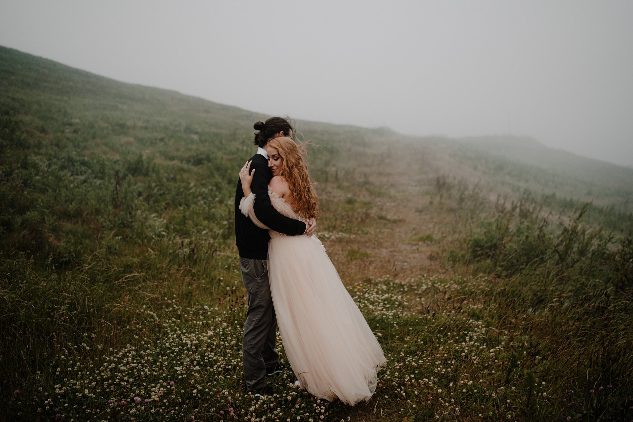 Ireland-elopement-photographer-Irish-elopements-cliffs-of-moher