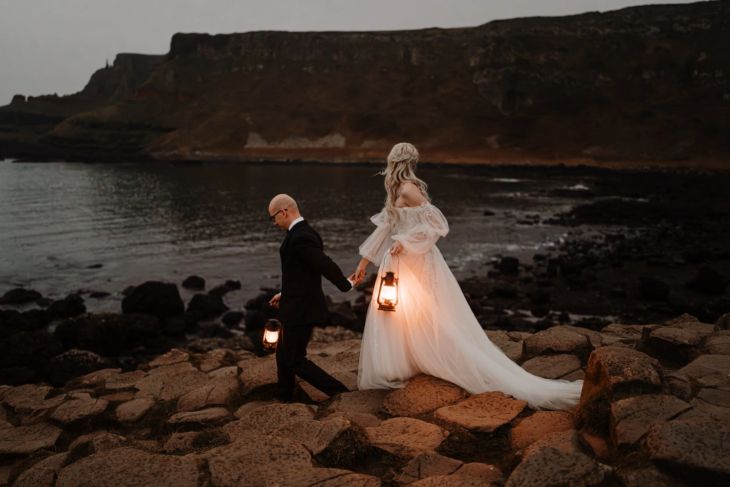 How to Build an Elopement Timeline That Lets You Slow Down and Actually Feel the Day