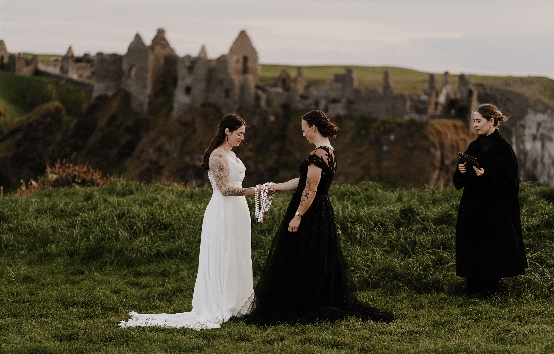 Handfasting for Your Irish Elopement: History, Meaning and What to Expect