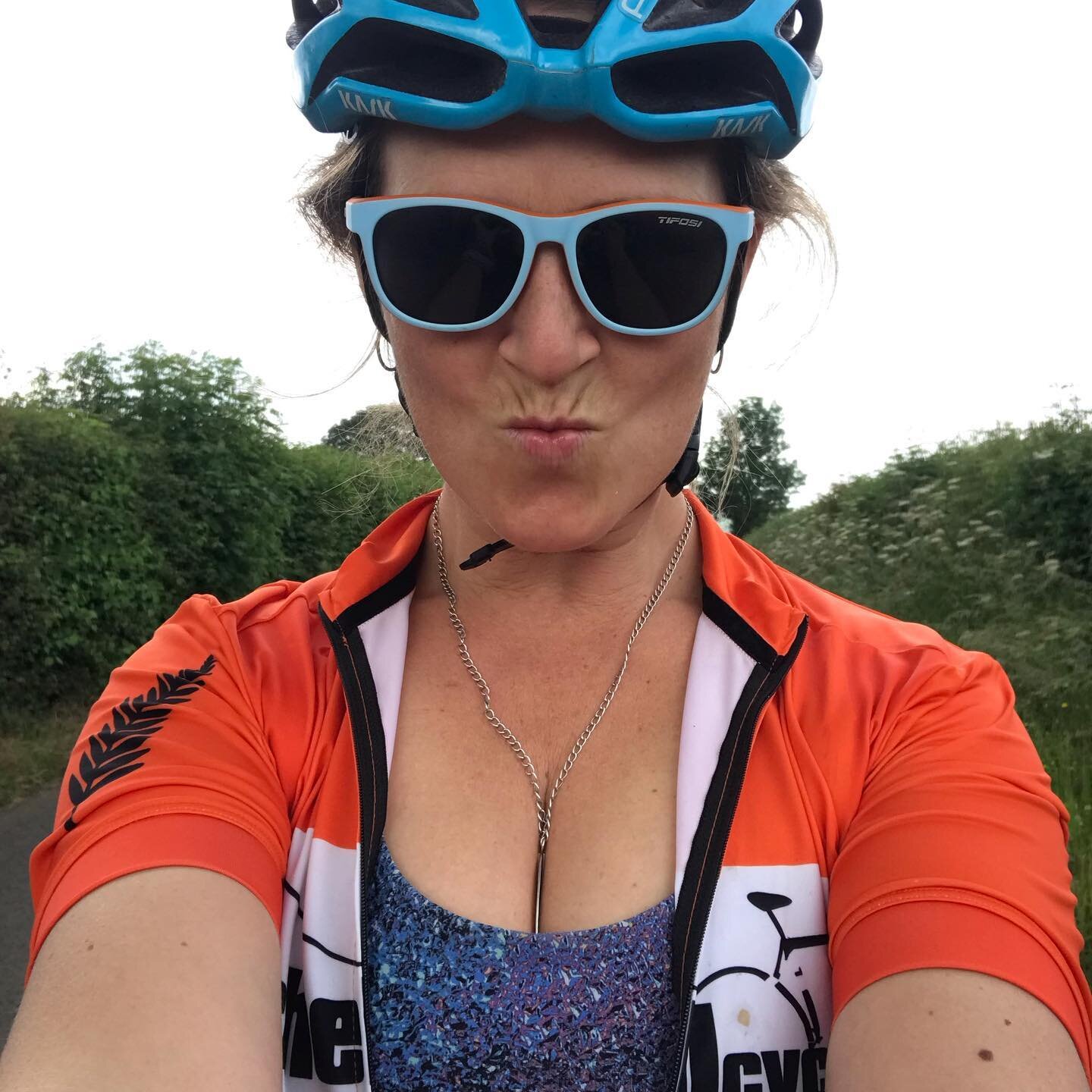 HELP NEEDED! 
Not how to pout (I&rsquo;ll never master that) but with your support.

I&rsquo;ve gone and signed up to do the half IronmanNZ in December! I actually signed up to one in the U.K. this month but due to COVID and the state of my vagina, p