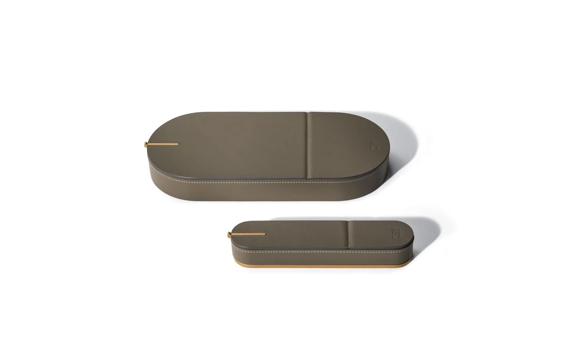 zhuang_desk_neri-and-hu_3_.jpg
