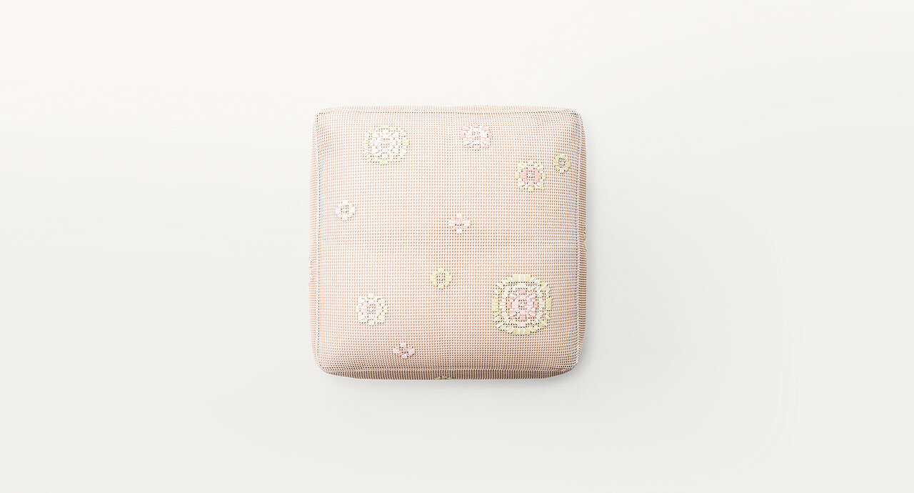 Spring_pouf_3.jpg