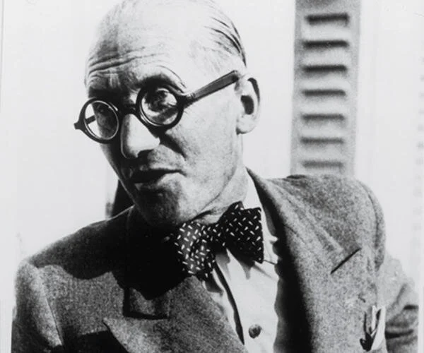 LE CORBUSIER