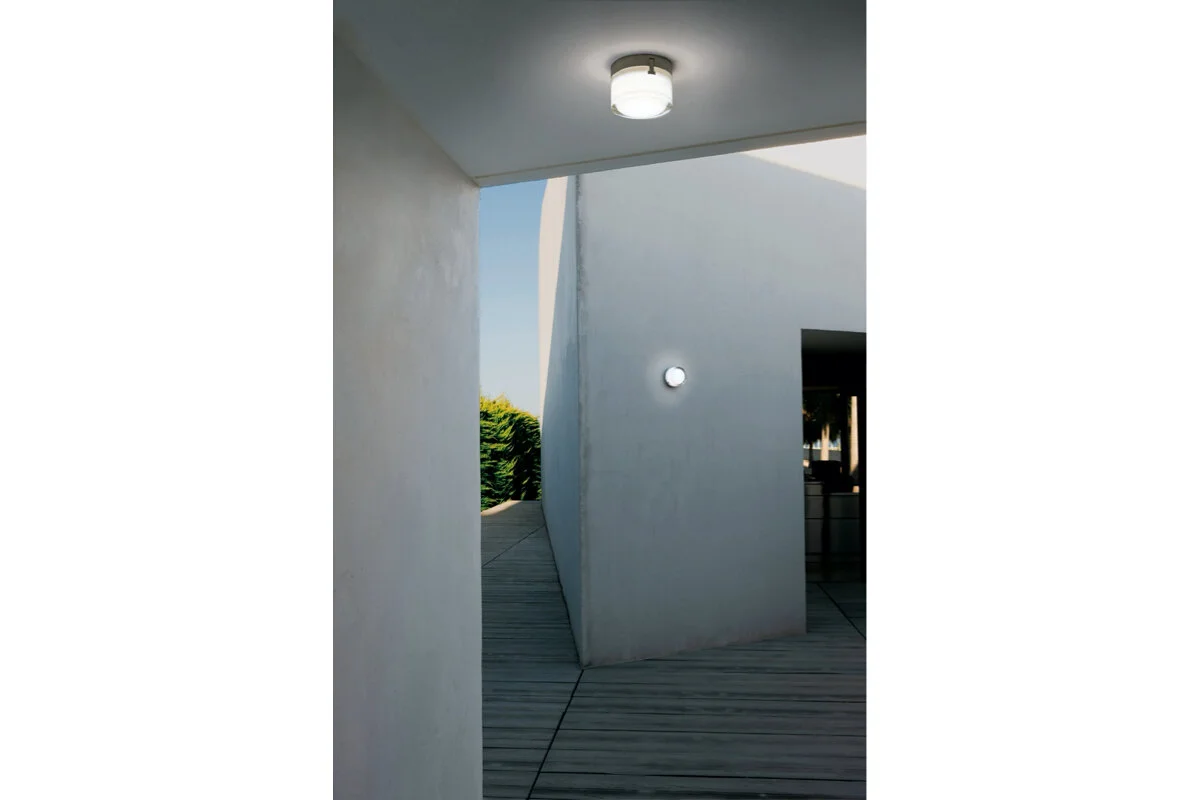 scoth-vibia copy 2.jpg