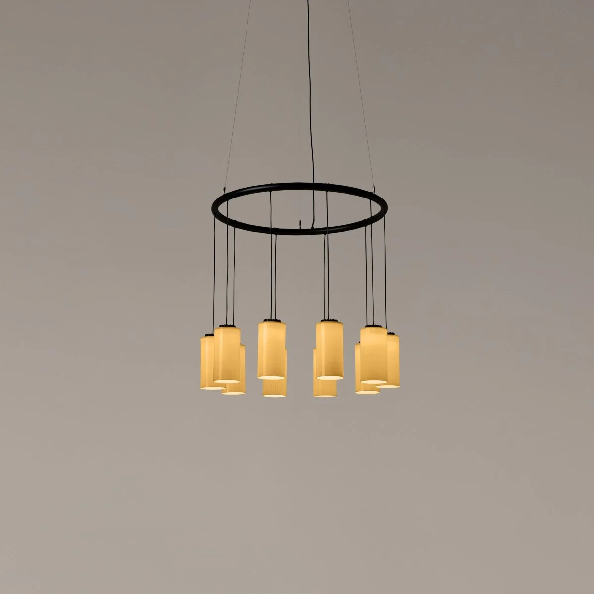 Cirio-Chandelier-XS-Porcelana-ON-EnricBadrinas-2025-R25-config-x2400-1200x1200.jpg